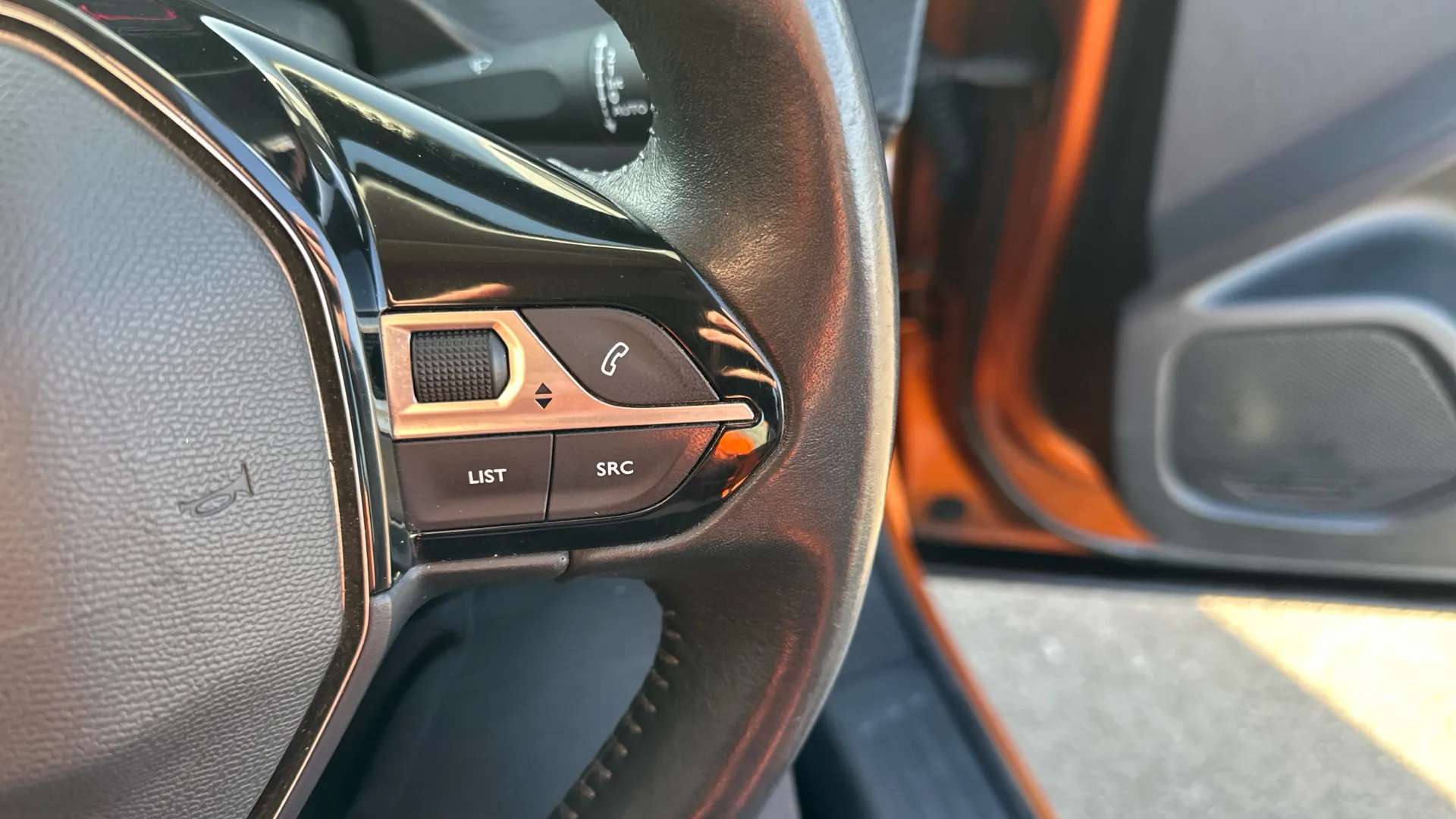 2021 PEUGEOT 2008 2021 PEUGEOT 2008