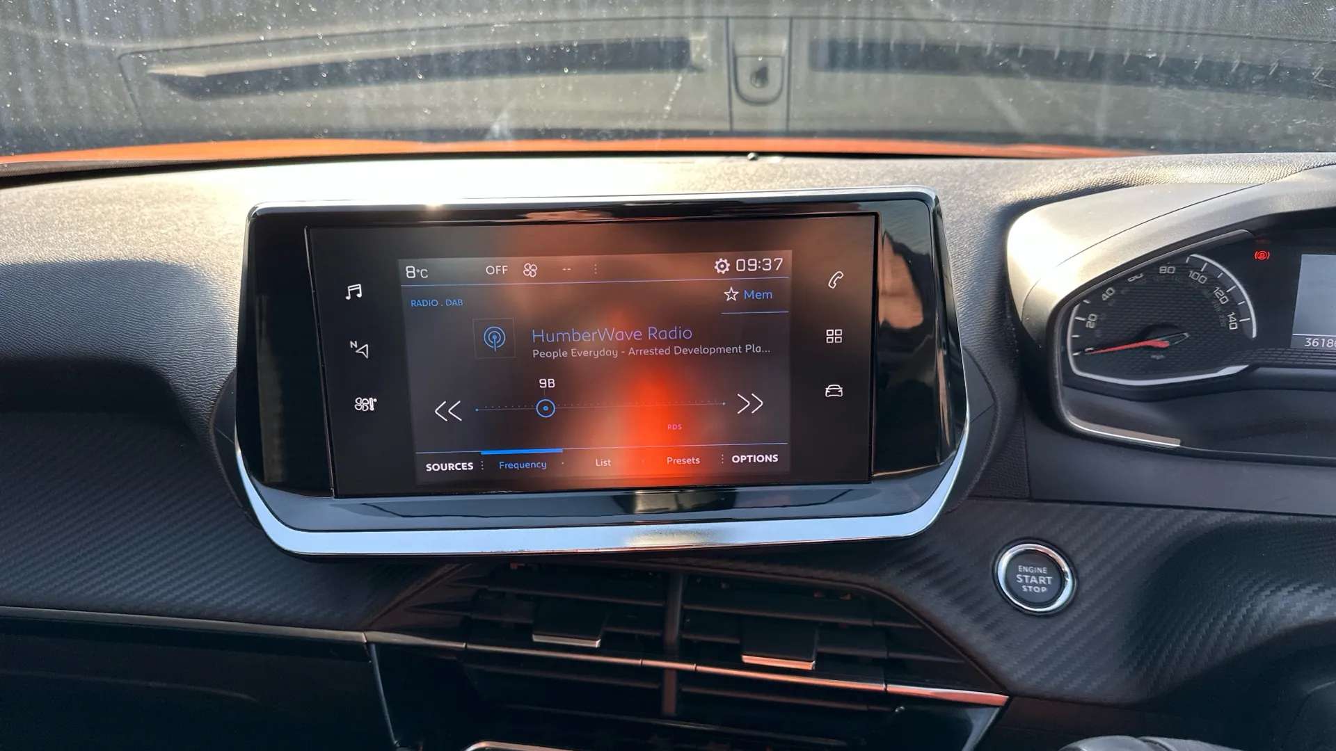 2021 PEUGEOT 2008 2021 PEUGEOT 2008