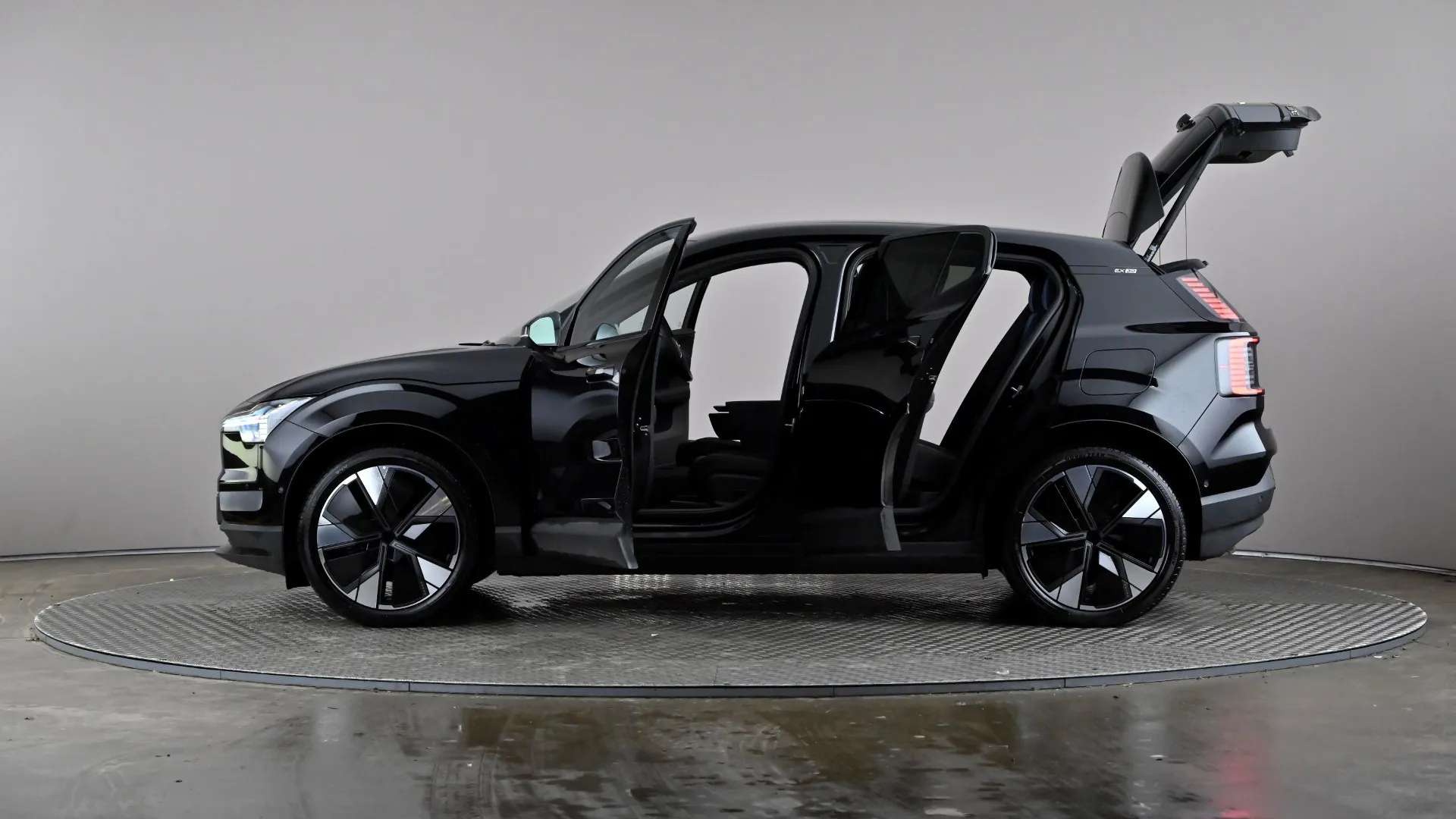 2025 VOLVO EX30 2025 VOLVO EX30