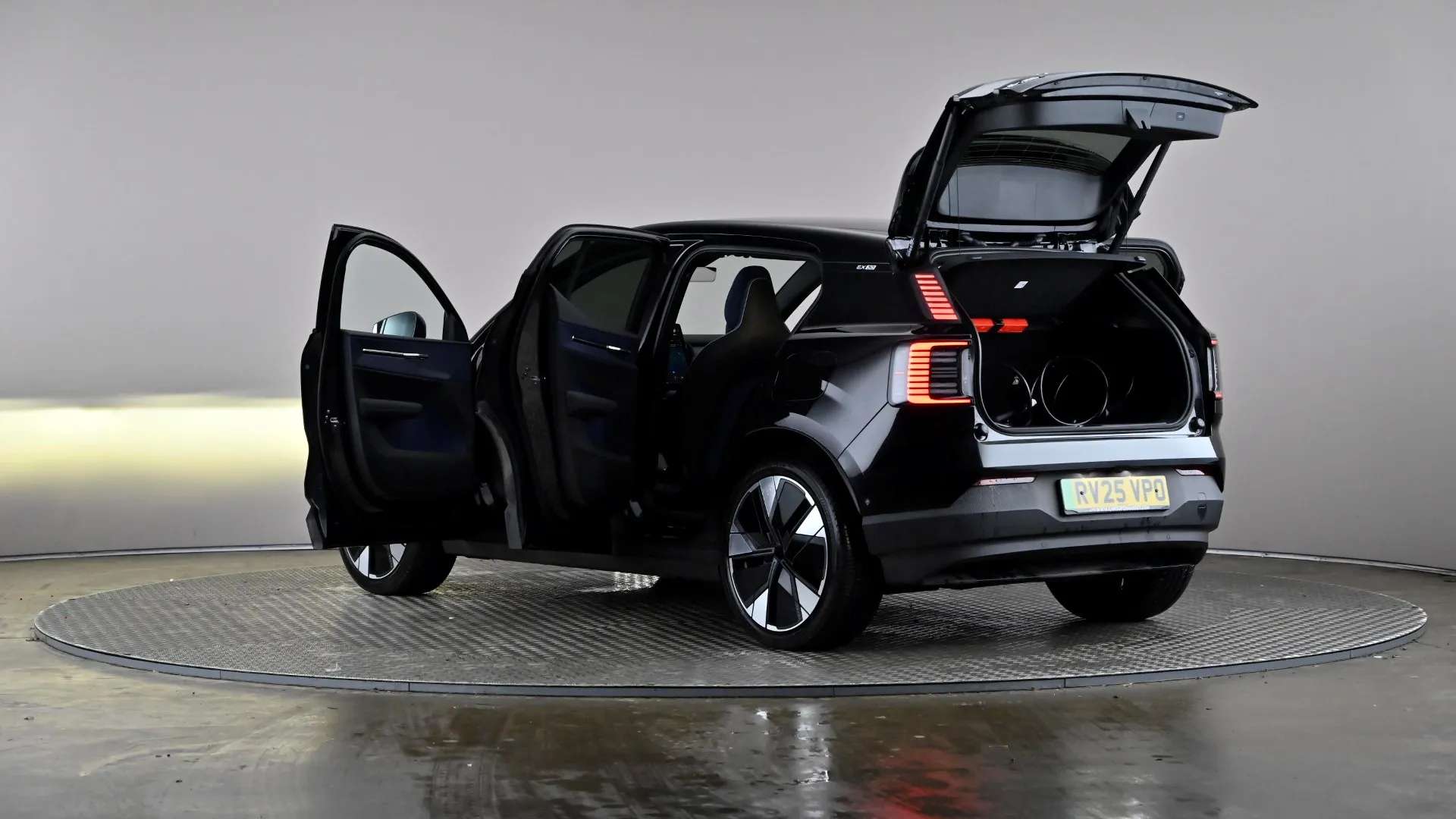 2025 VOLVO EX30 2025 VOLVO EX30