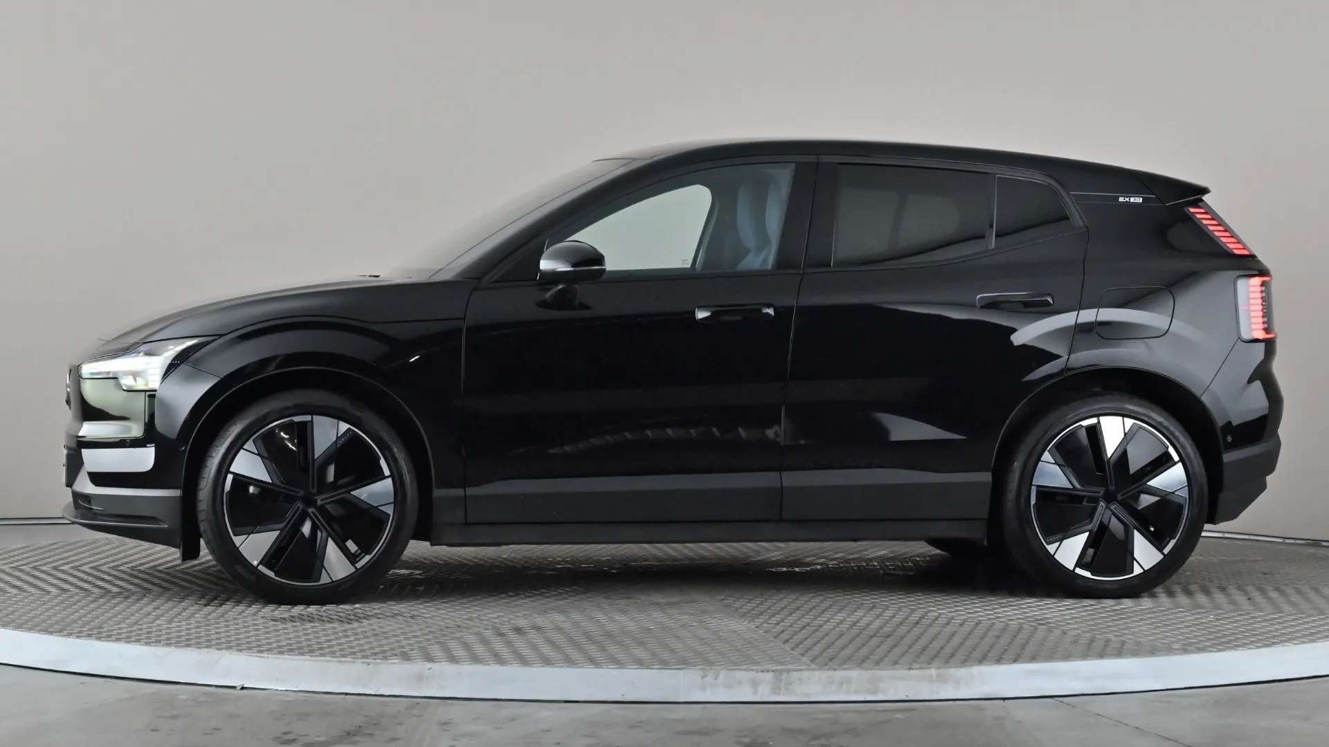 A 2024 VOLVO EX30 315kW Twin Motor Performance Ultra 69kWh Auto A 2024 VOLVO EX30 315kW Twin Motor Performance Ultra 69kWh Auto