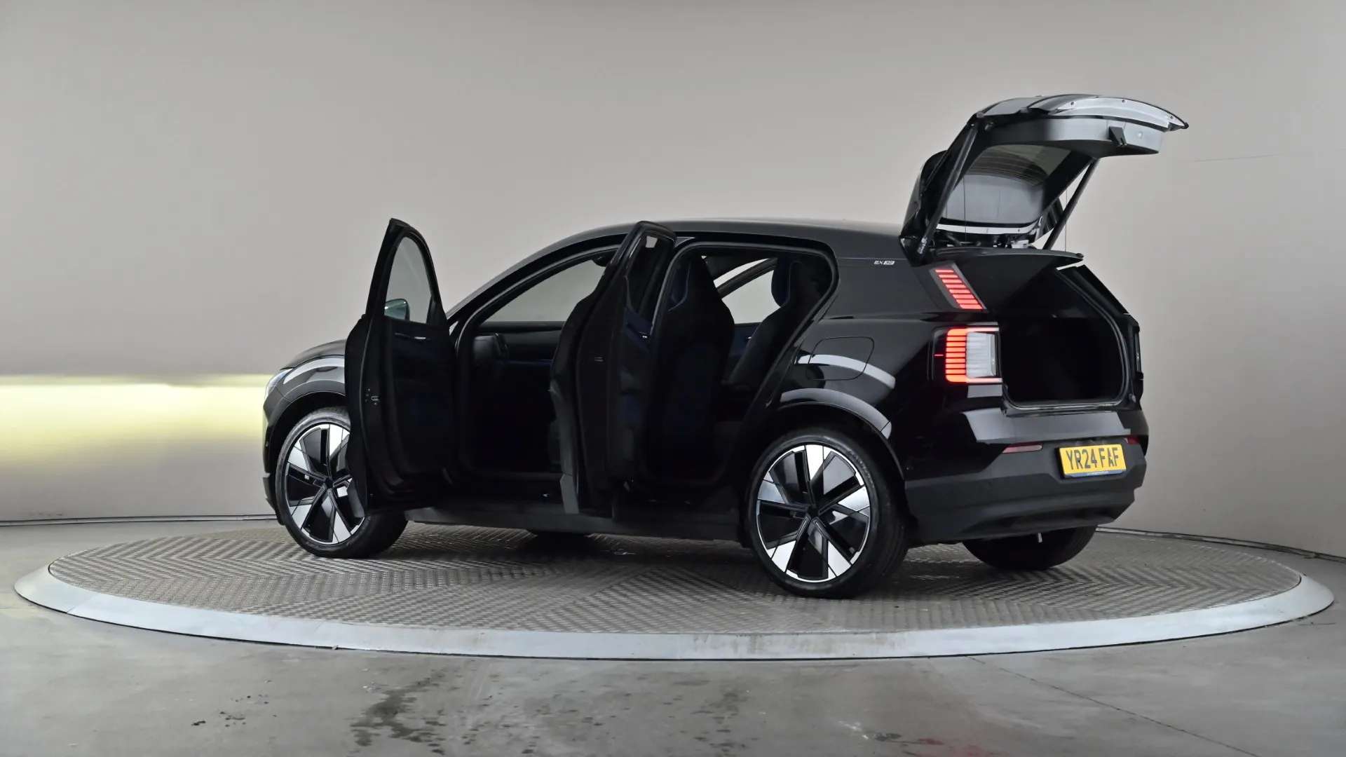 2024 VOLVO EX30 2024 VOLVO EX30