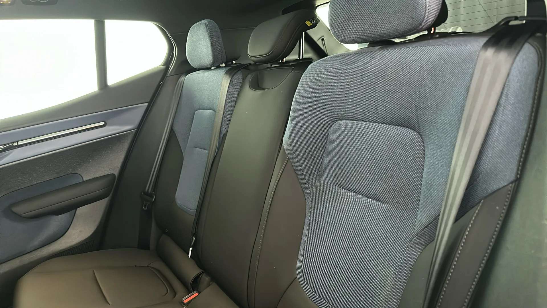2024 VOLVO EX30 2024 VOLVO EX30