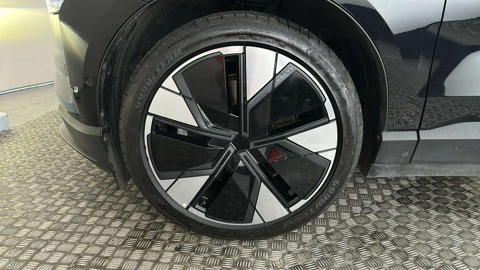 2024 VOLVO EX30 2024 VOLVO EX30