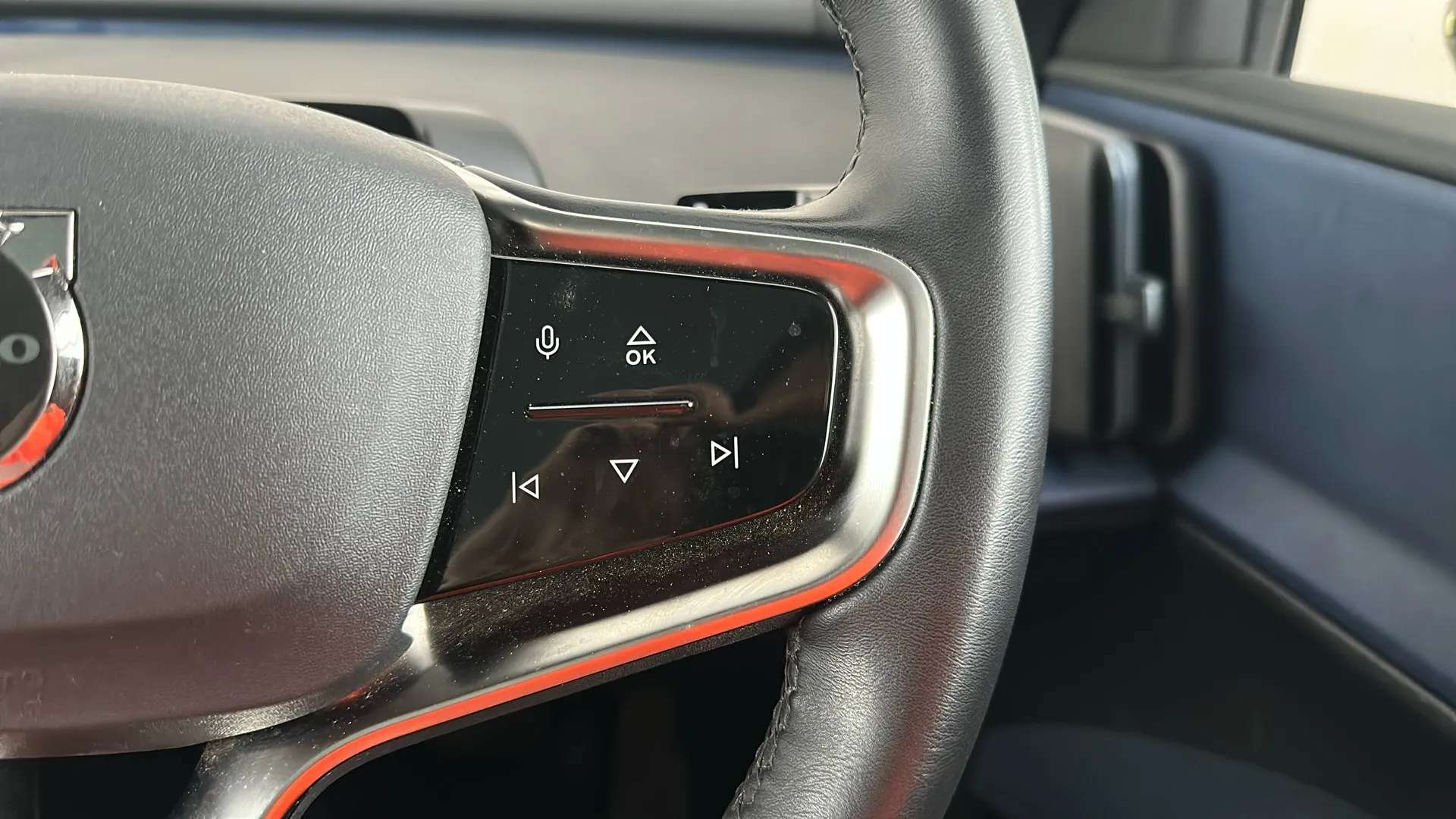 2024 VOLVO EX30 2024 VOLVO EX30