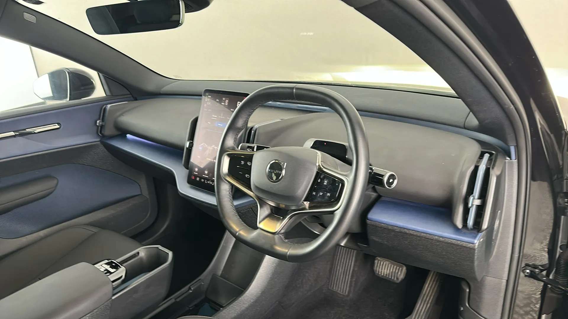 2024 VOLVO EX30 2024 VOLVO EX30