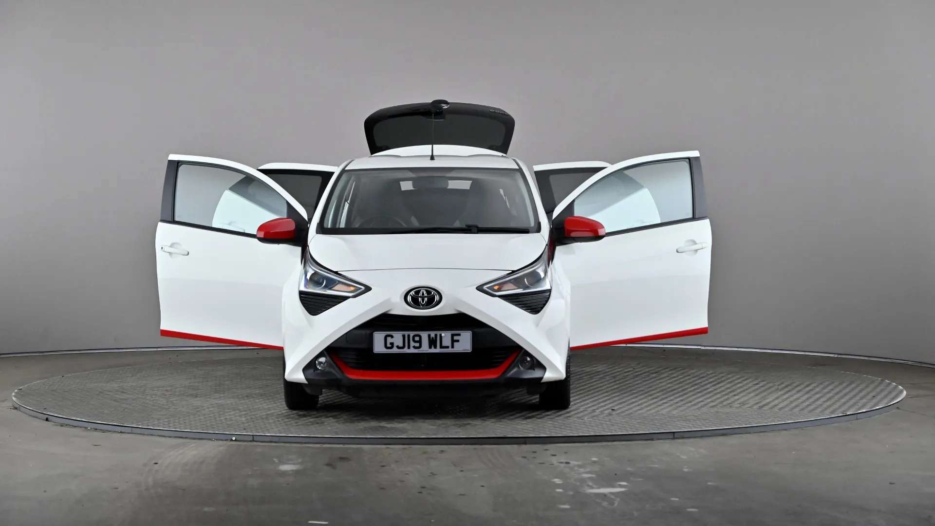 2019 TOYOTA AYGO 2019 TOYOTA AYGO