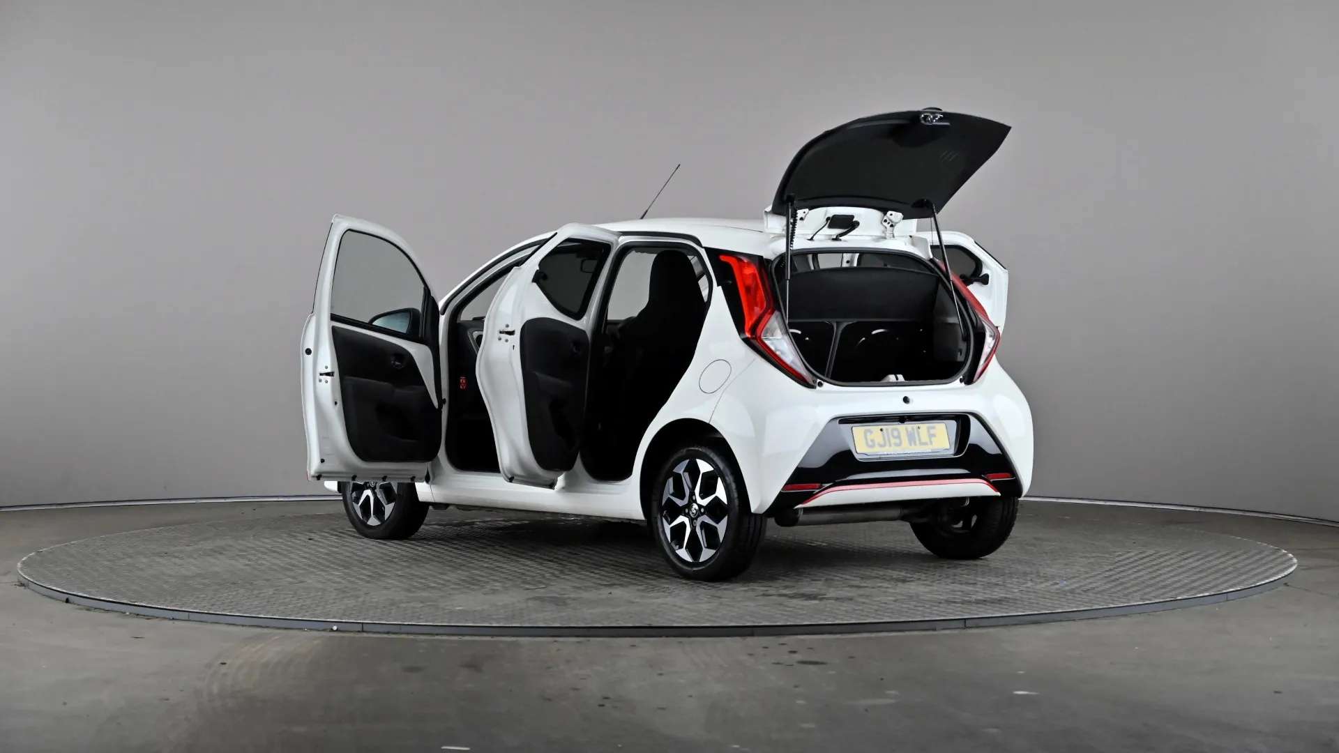 2019 TOYOTA AYGO 2019 TOYOTA AYGO