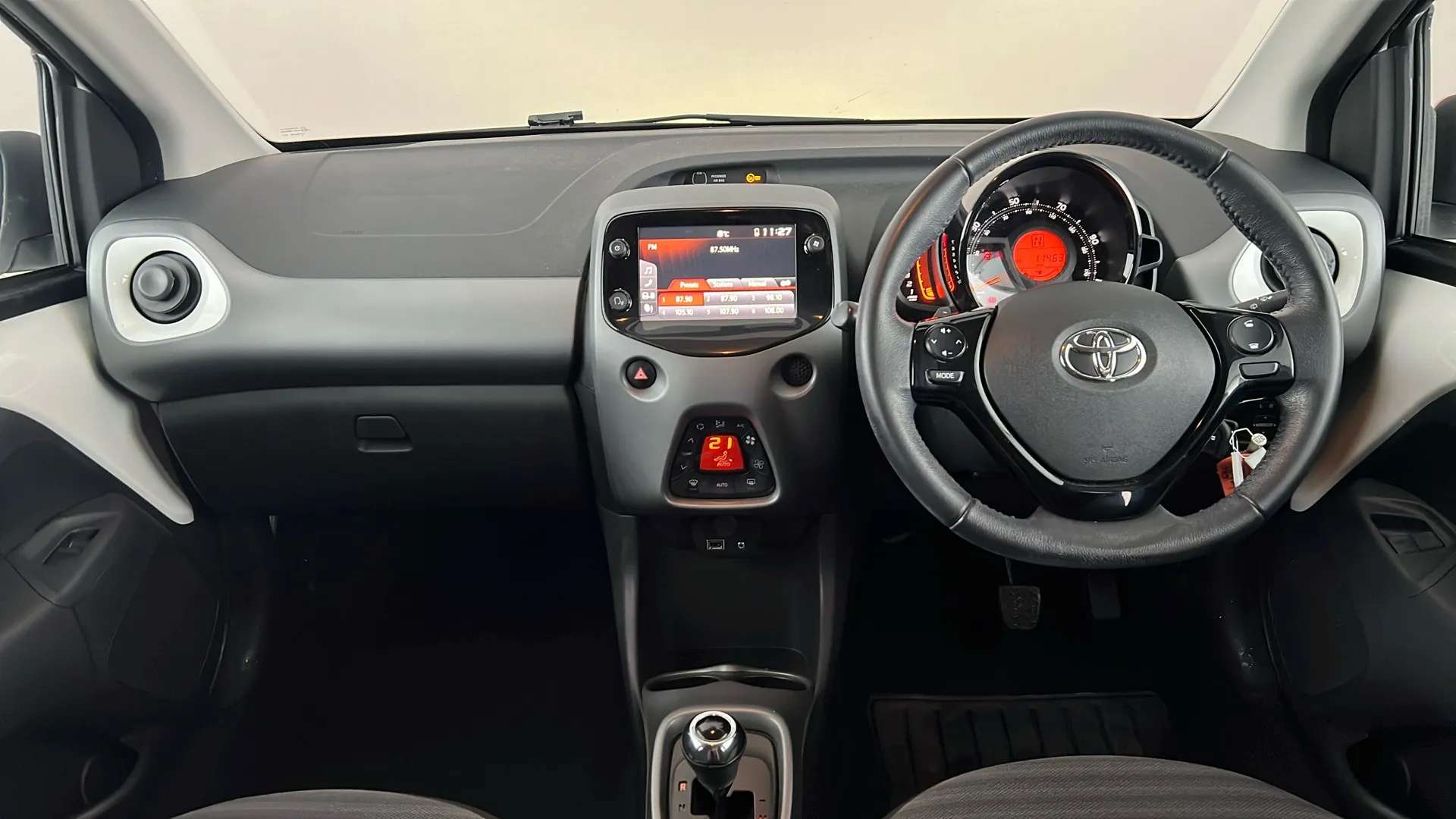 2019 TOYOTA AYGO 2019 TOYOTA AYGO