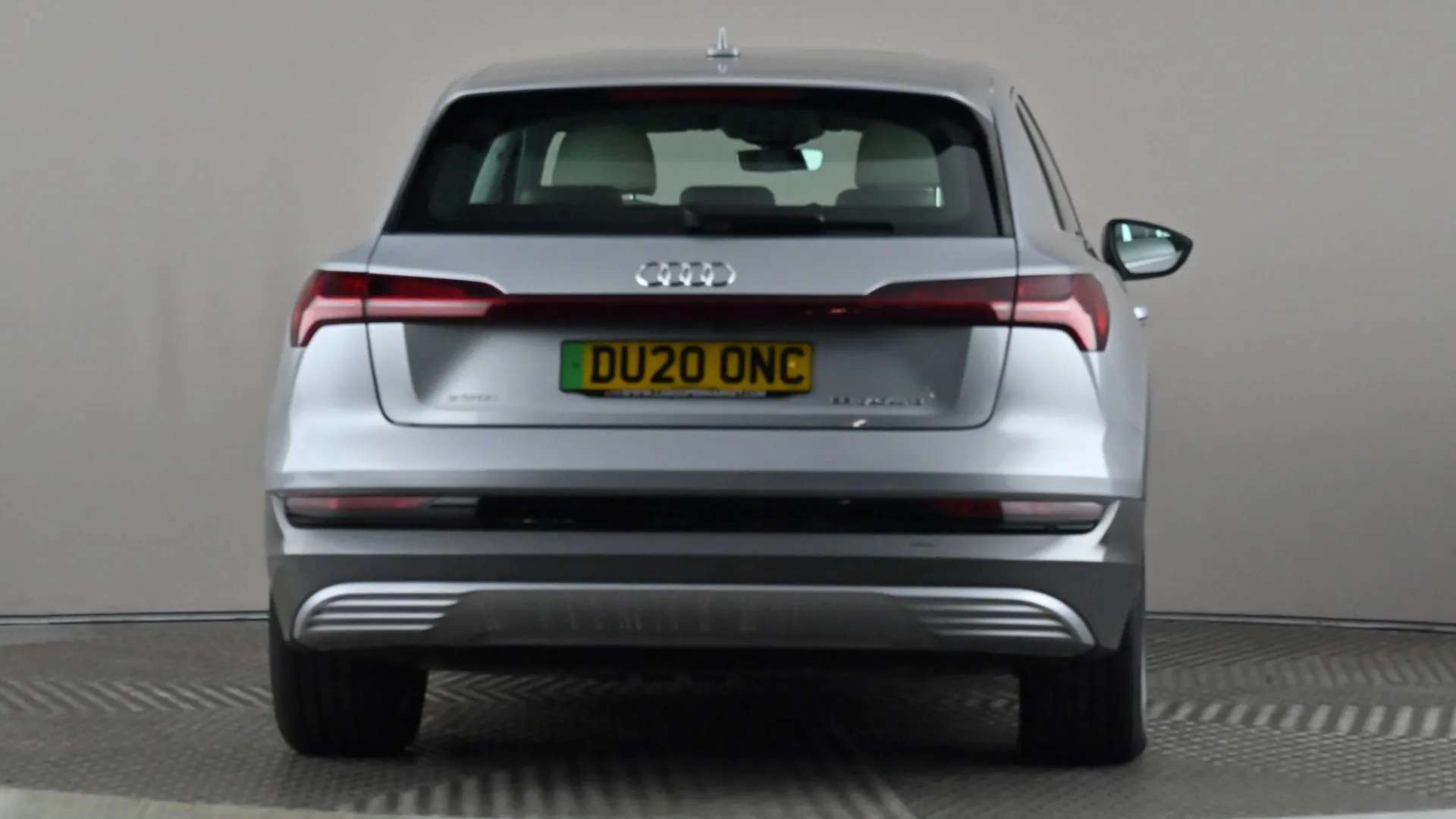 2020 AUDI E-TRON 2020 AUDI E-TRON