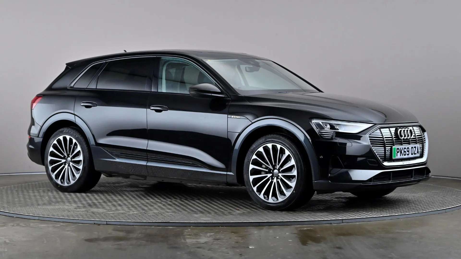 A 2019 AUDI E-TRON 300kW 55 Quattro 95kWh Auto A 2019 AUDI E-TRON 300kW 55 Quattro 95kWh Auto