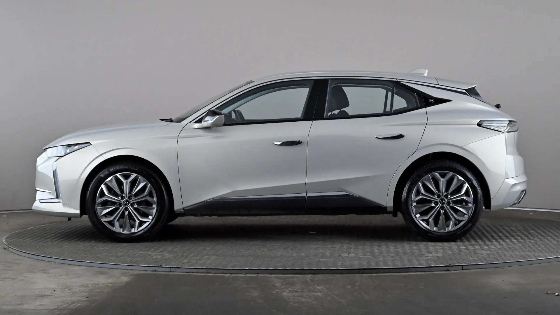 A 2023 DS DS 4 1.2 PureTech Trocadero EAT8 A 2023 DS DS 4 1.2 PureTech Trocadero EAT8
