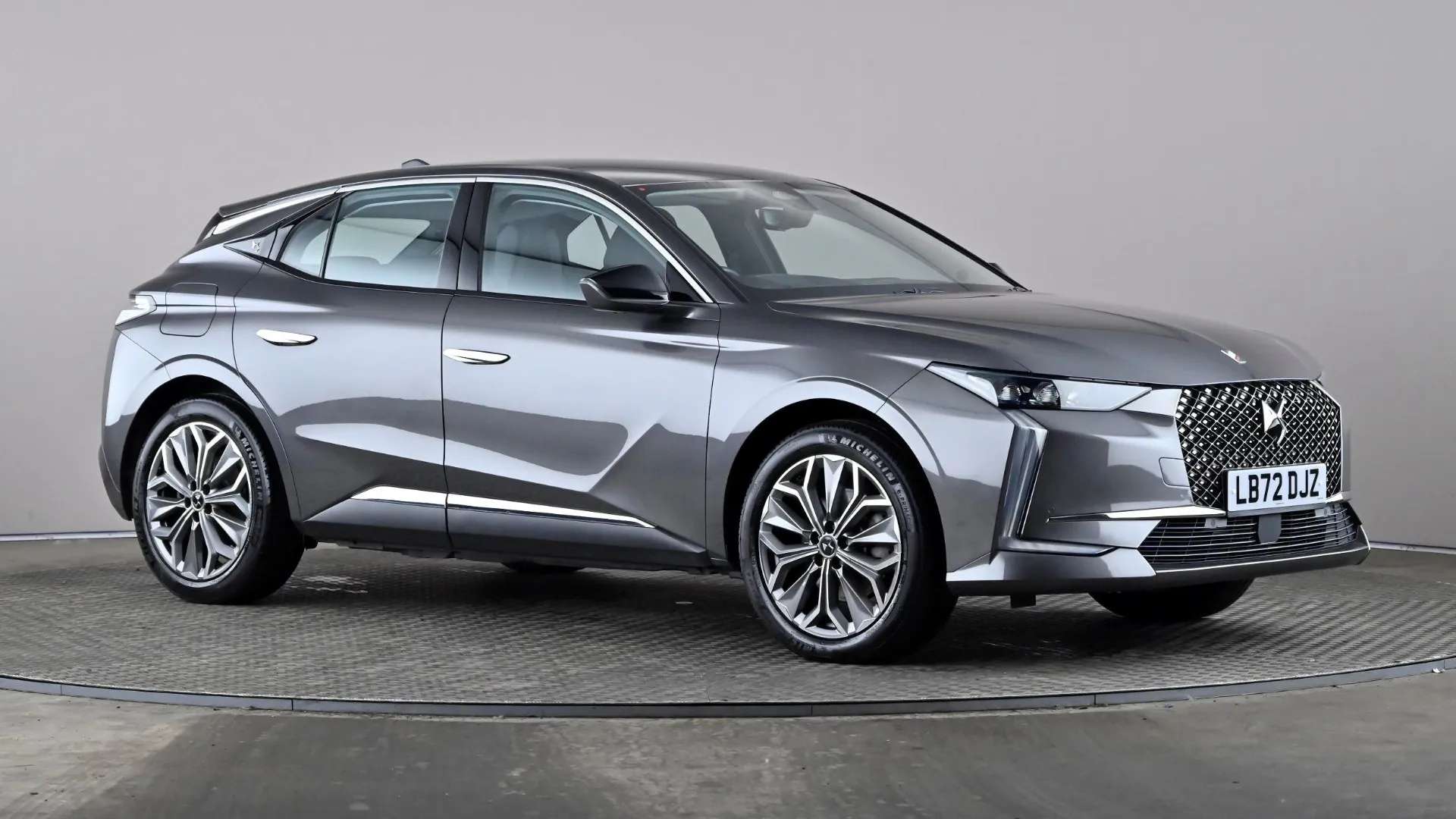 A 2022 DS DS 4 1.6 E-TENSE Trocadero EAT8 A 2022 DS DS 4 1.6 E-TENSE Trocadero EAT8