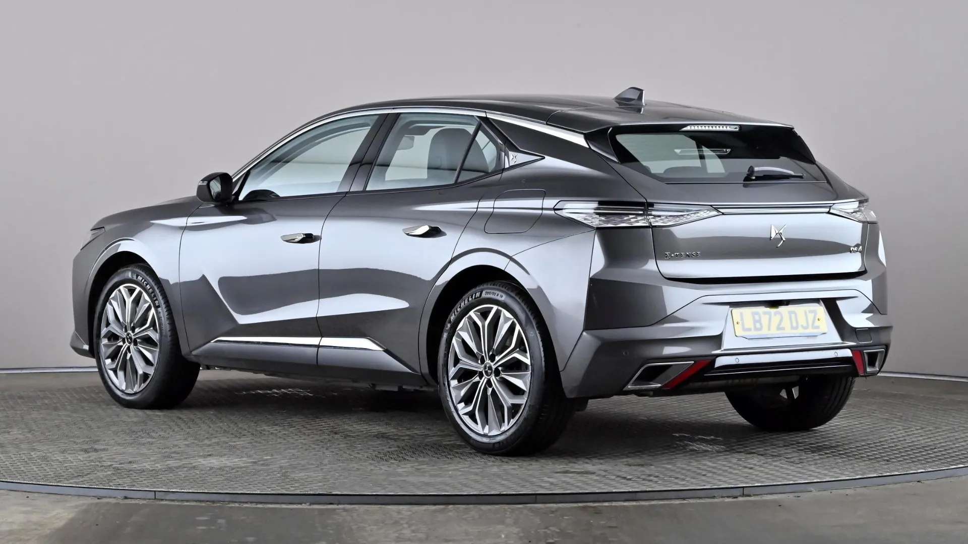 A 2022 DS DS 4 1.6 E-TENSE Trocadero EAT8 A 2022 DS DS 4 1.6 E-TENSE Trocadero EAT8