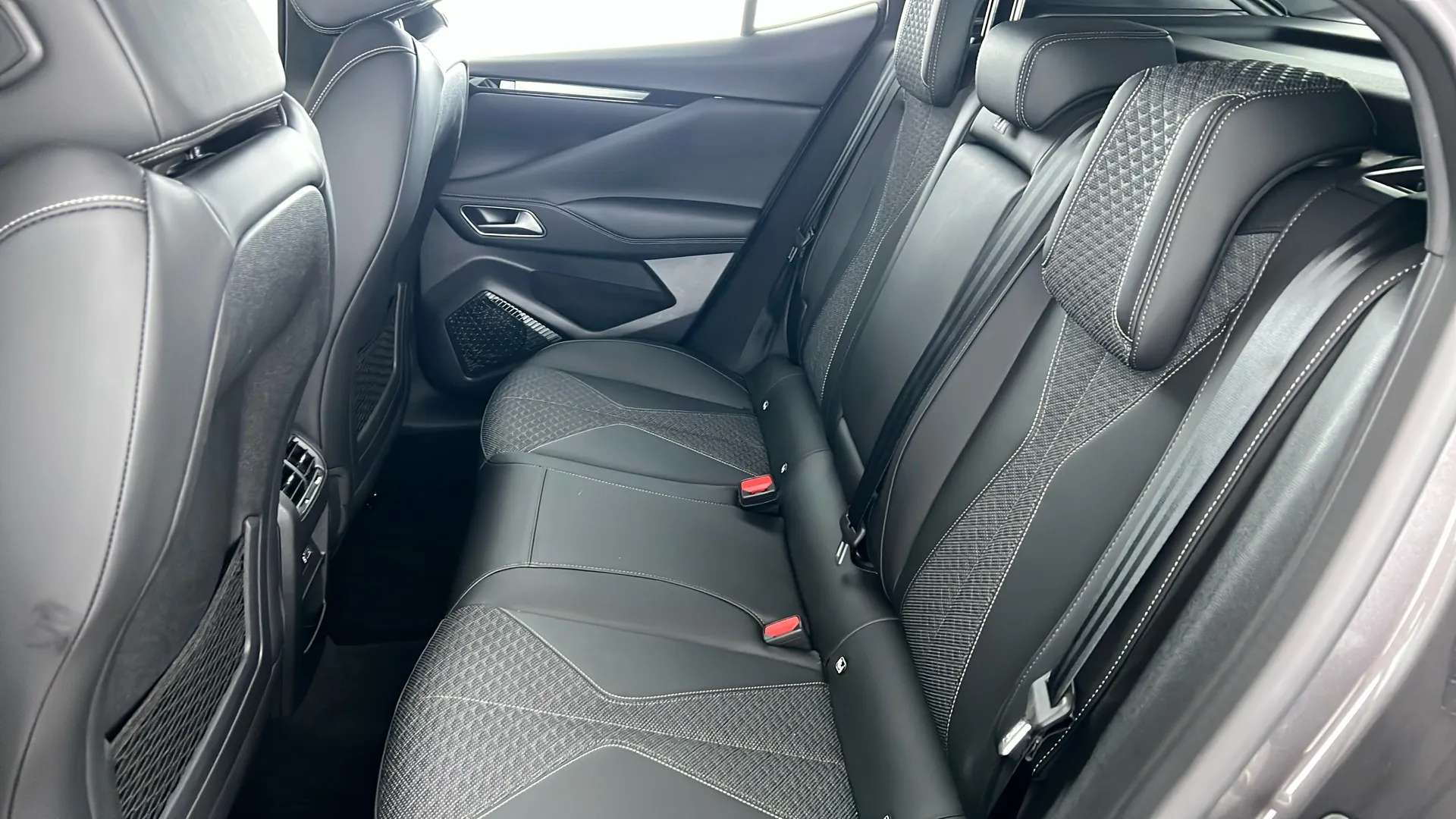 2022 DS DS 4 2022 DS DS 4