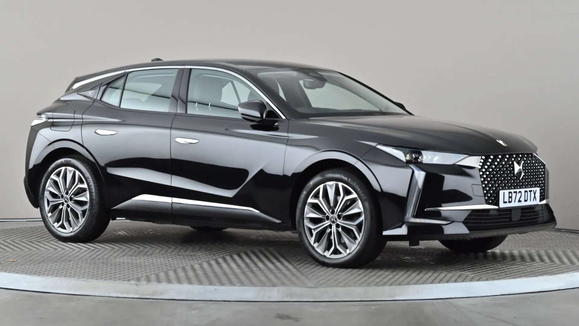 A 2022 DS DS 4 1.6 E-TENSE Trocadero EAT8 A 2022 DS DS 4 1.6 E-TENSE Trocadero EAT8