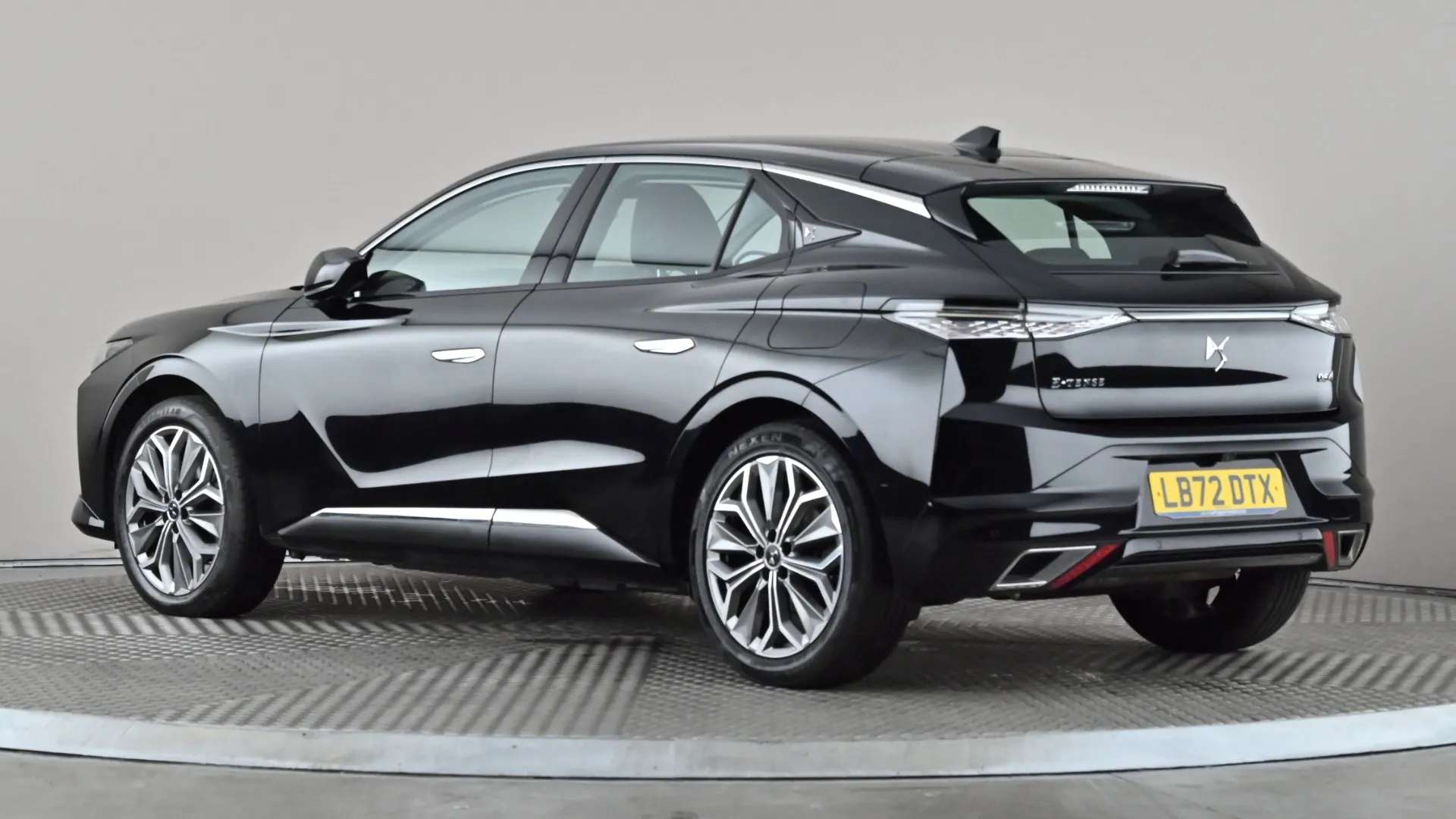 A 2022 DS DS 4 1.6 E-TENSE Trocadero EAT8 A 2022 DS DS 4 1.6 E-TENSE Trocadero EAT8