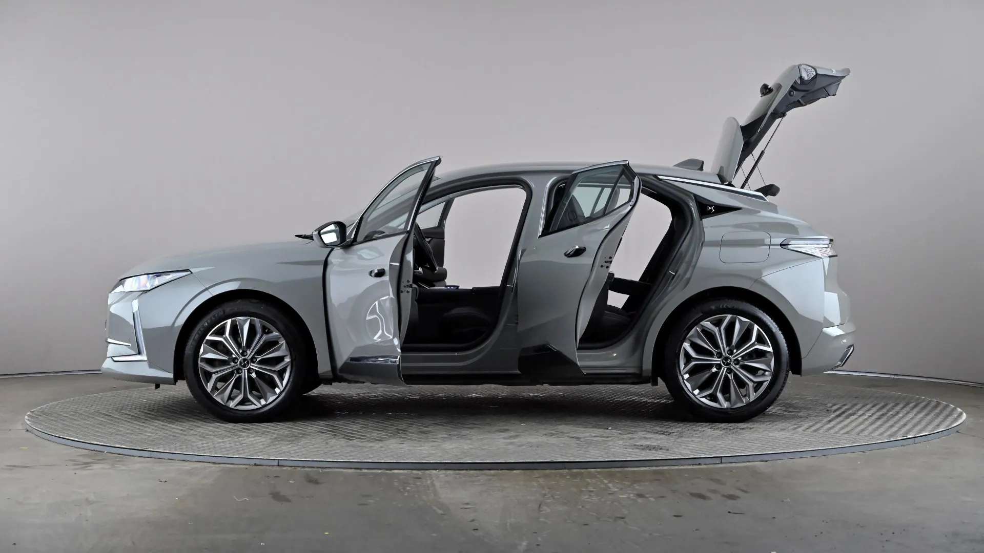 2023 DS DS 4 2023 DS DS 4