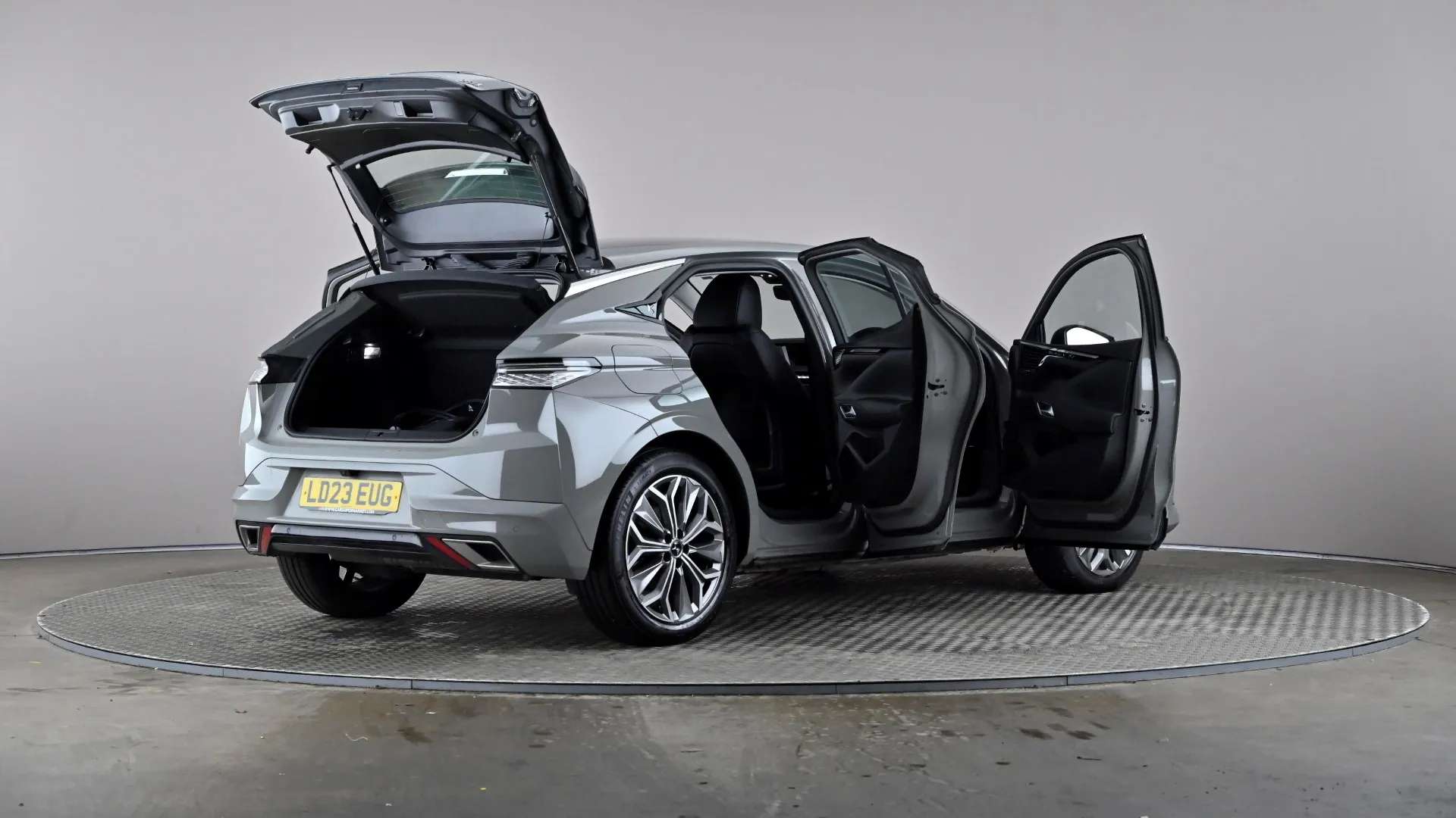 2023 DS DS 4 2023 DS DS 4