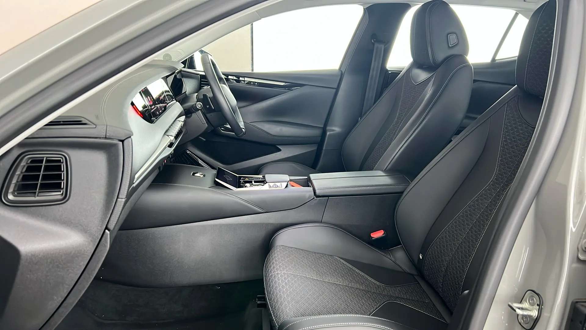 2023 DS DS 4 2023 DS DS 4