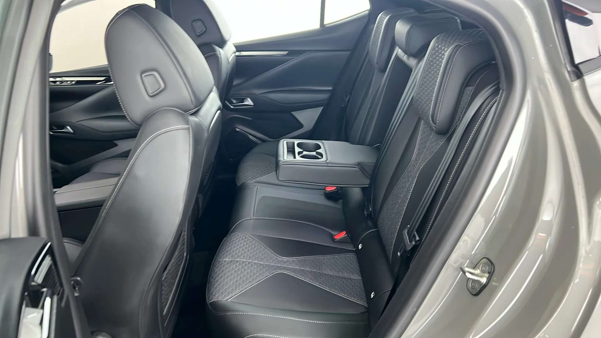 2023 DS DS 4 2023 DS DS 4