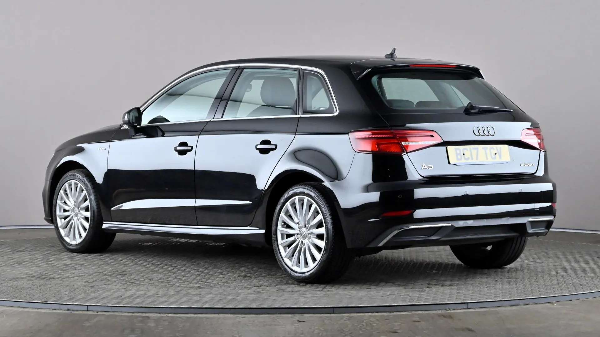 A 2017 AUDI A3 1.4 TFSI e-tron S Tronic A 2017 AUDI A3 1.4 TFSI e-tron S Tronic