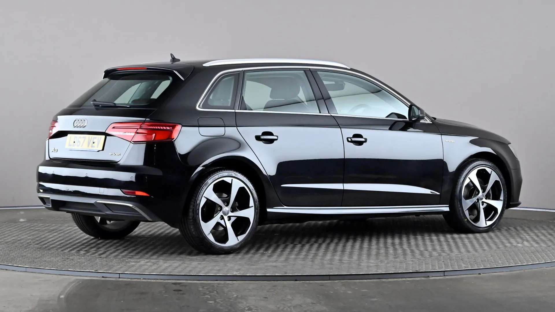 2017 AUDI A3 2017 AUDI A3