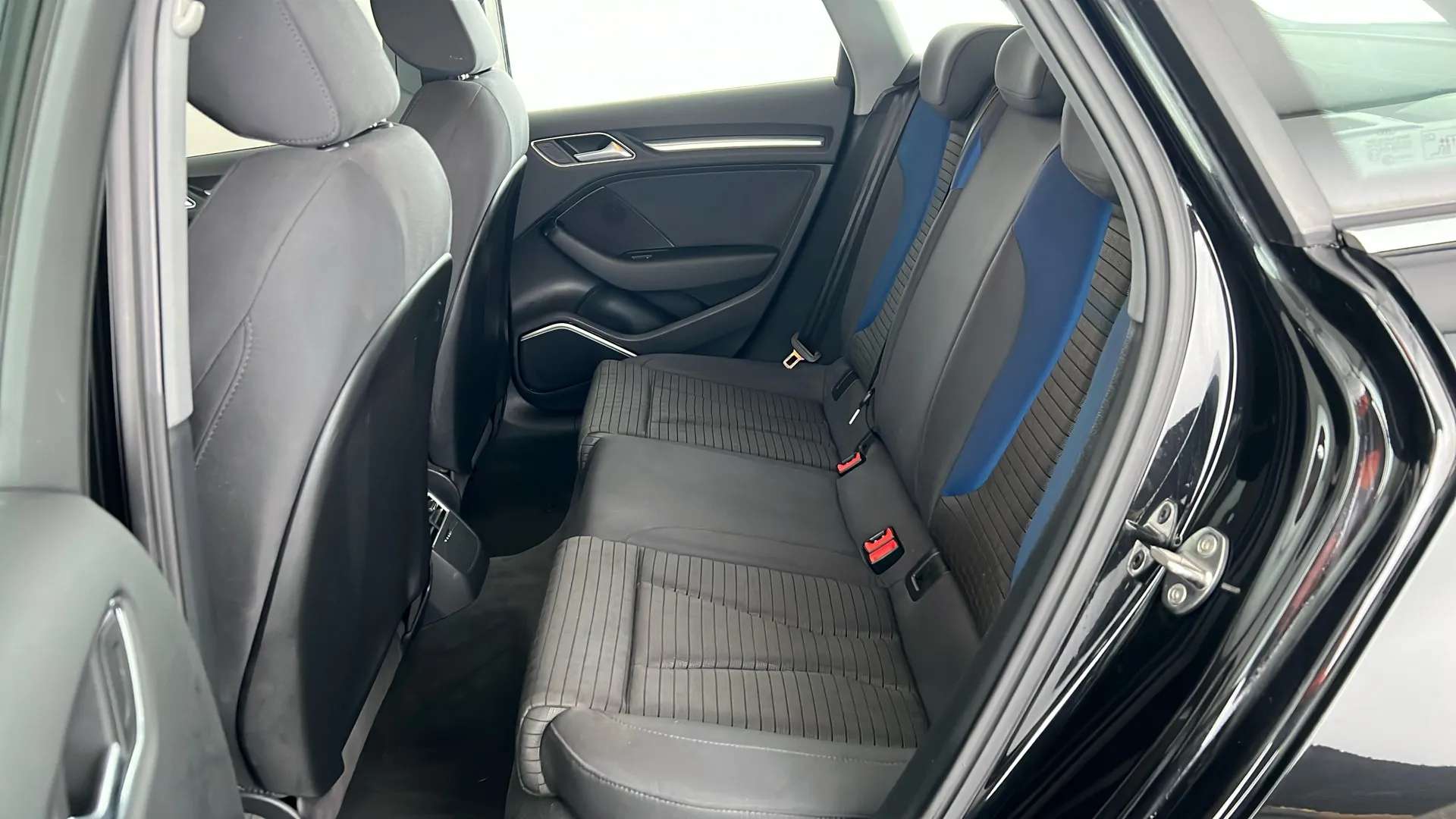 2017 AUDI A3 2017 AUDI A3