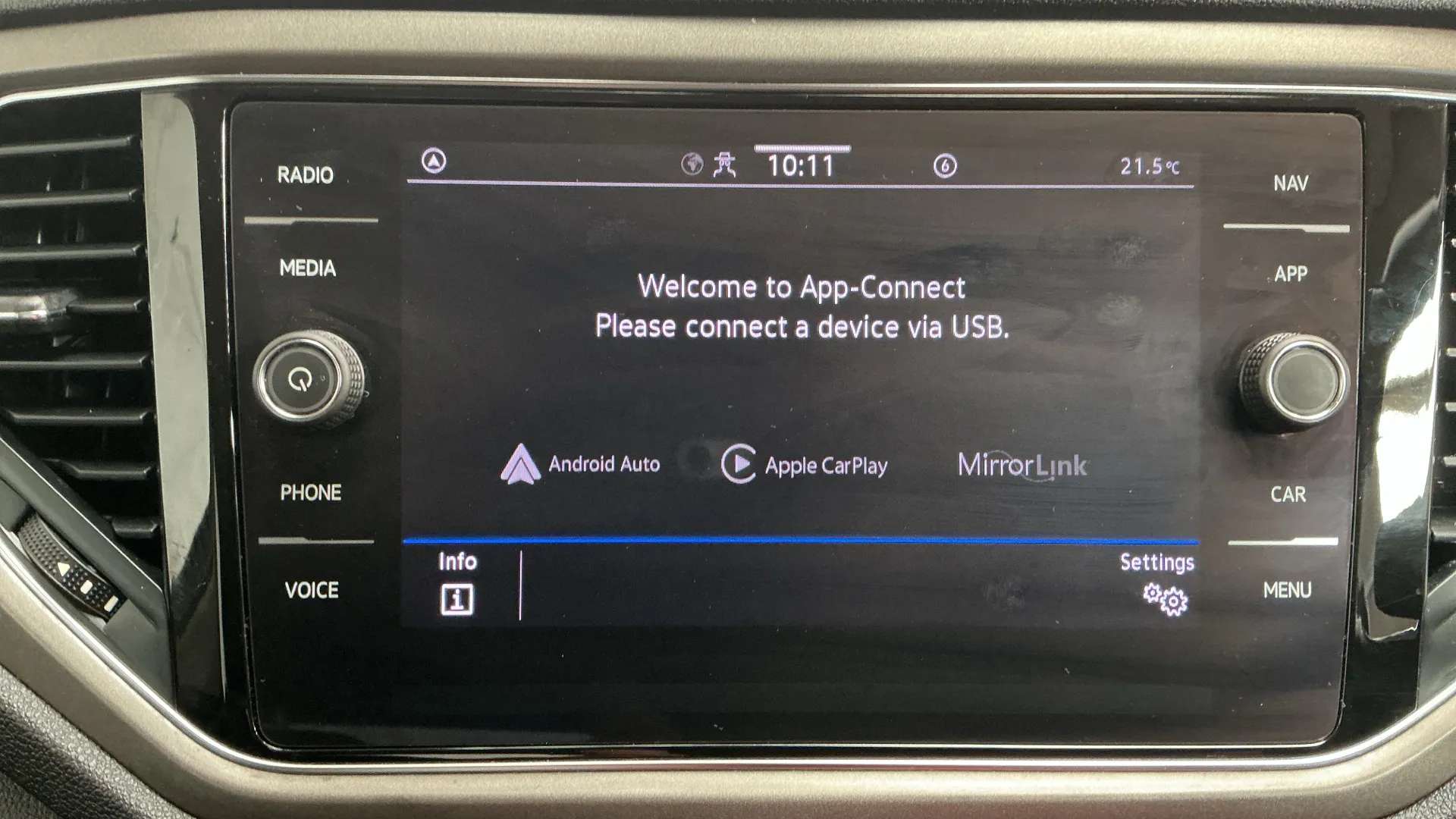 2021 VOLKSWAGEN T-ROC 2021 VOLKSWAGEN T-ROC