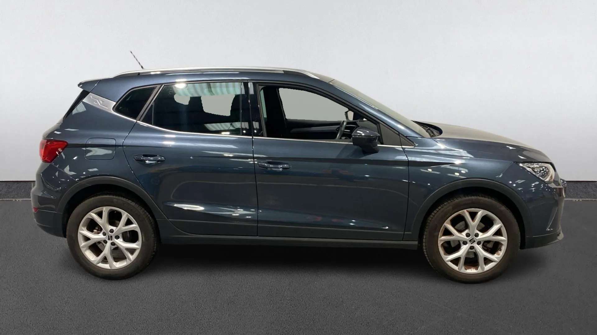 A 2023 SEAT ARONA 1.0 TSI 110 FR DSG A 2023 SEAT ARONA 1.0 TSI 110 FR DSG