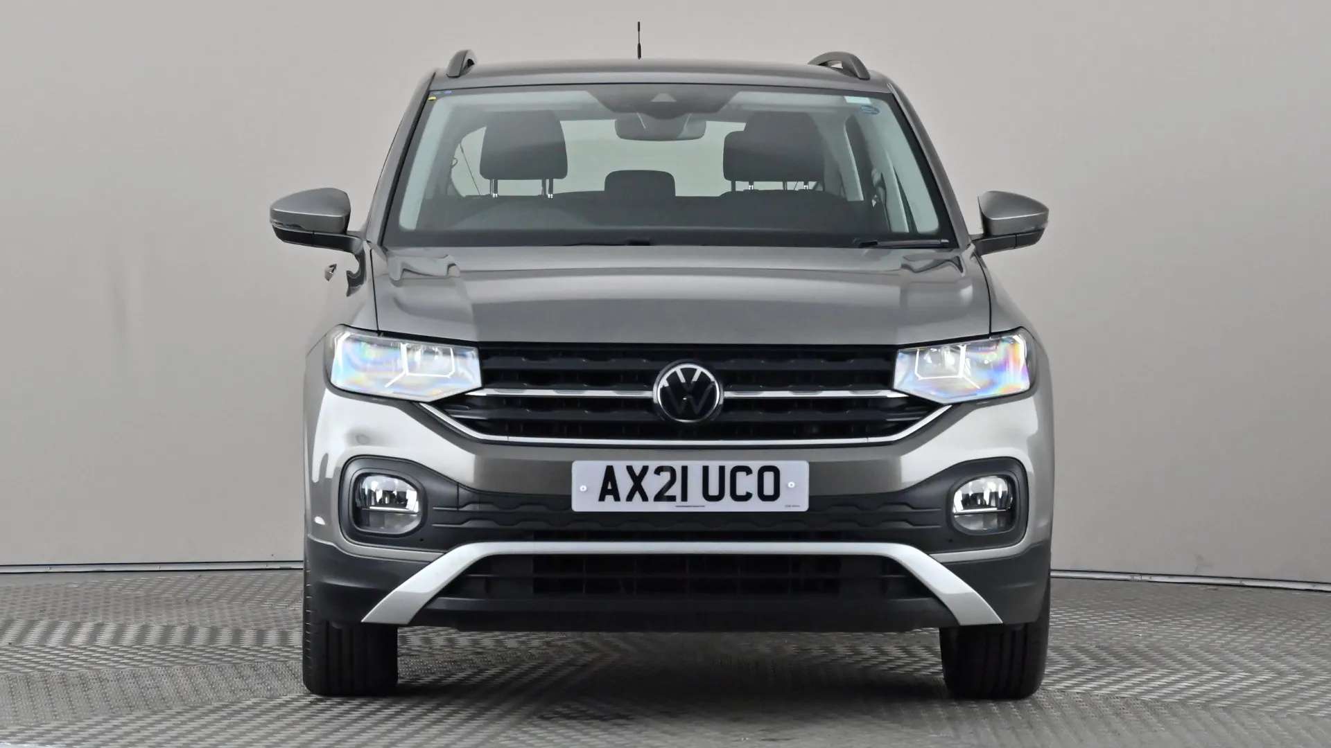 A 2021 VOLKSWAGEN T-CROSS 1.0 TSI 110 SE DSG A 2021 VOLKSWAGEN T-CROSS 1.0 TSI 110 SE DSG