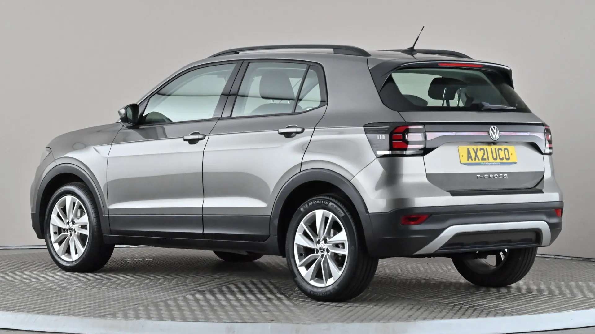 A 2021 VOLKSWAGEN T-CROSS 1.0 TSI 110 SE DSG A 2021 VOLKSWAGEN T-CROSS 1.0 TSI 110 SE DSG