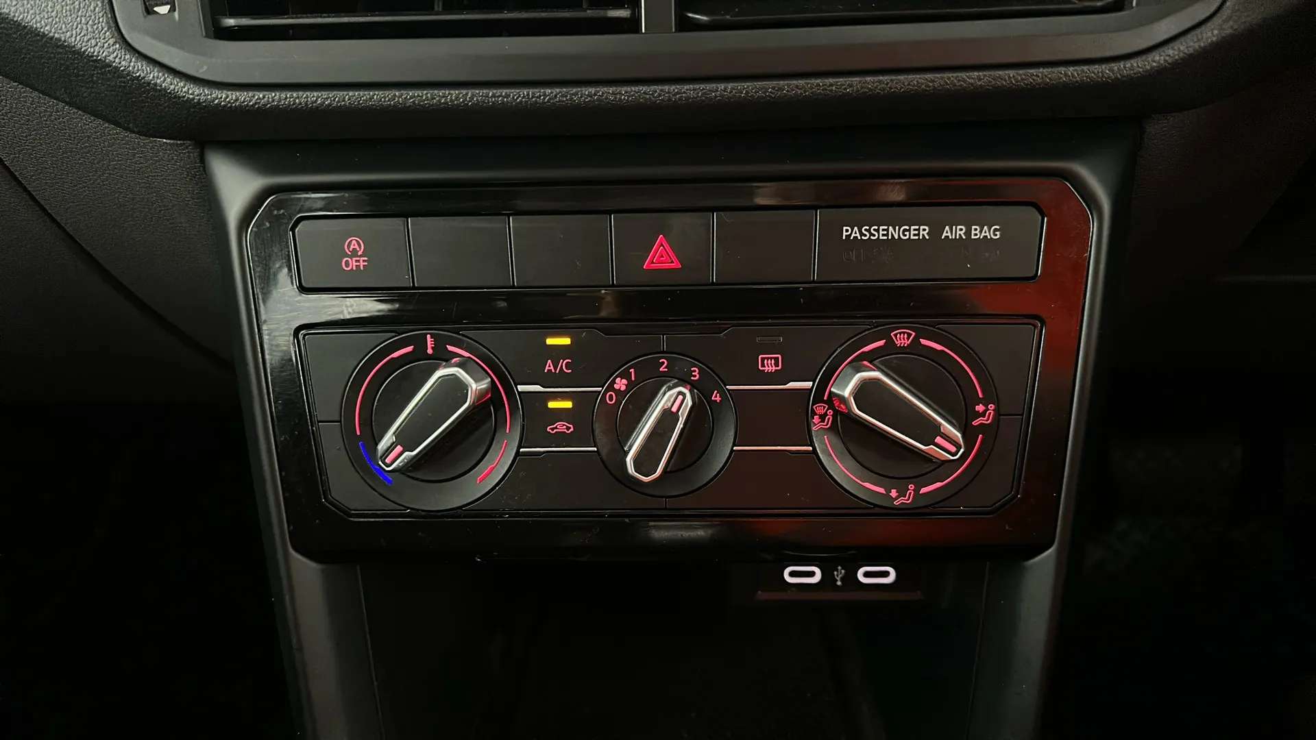 2021 VOLKSWAGEN T-CROSS 2021 VOLKSWAGEN T-CROSS
