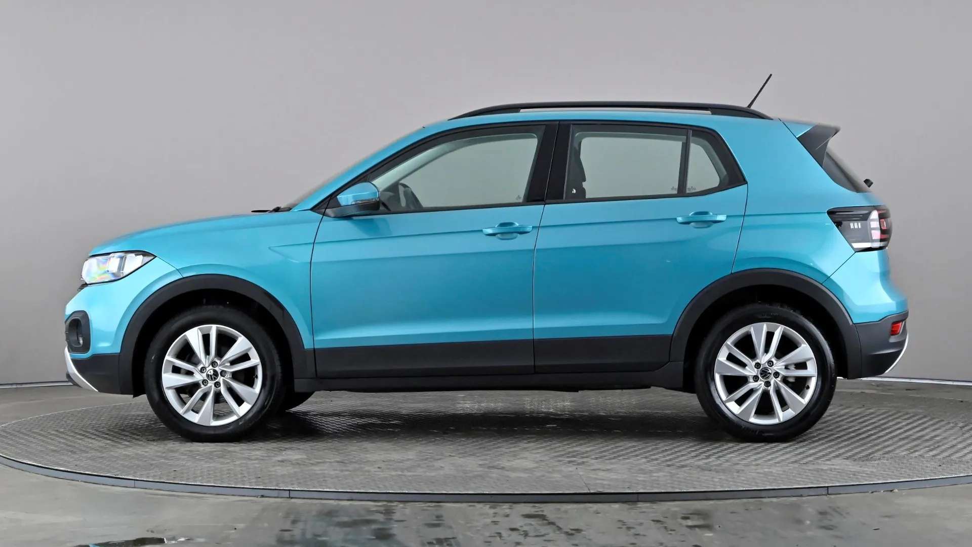 A 2022 VOLKSWAGEN T-CROSS 1.0 TSI 110 SE DSG A 2022 VOLKSWAGEN T-CROSS 1.0 TSI 110 SE DSG