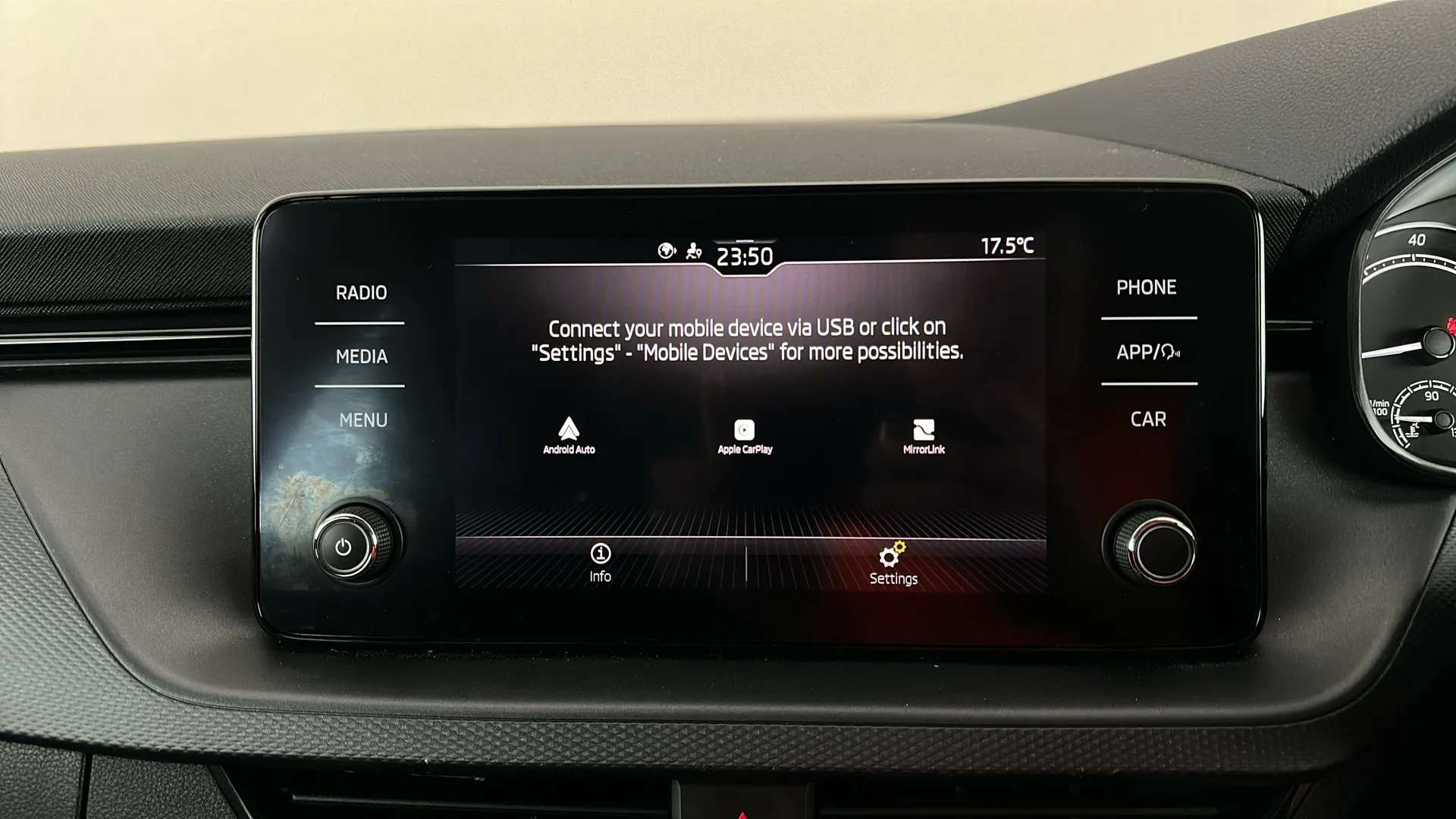 2021 SKODA KAMIQ 2021 SKODA KAMIQ