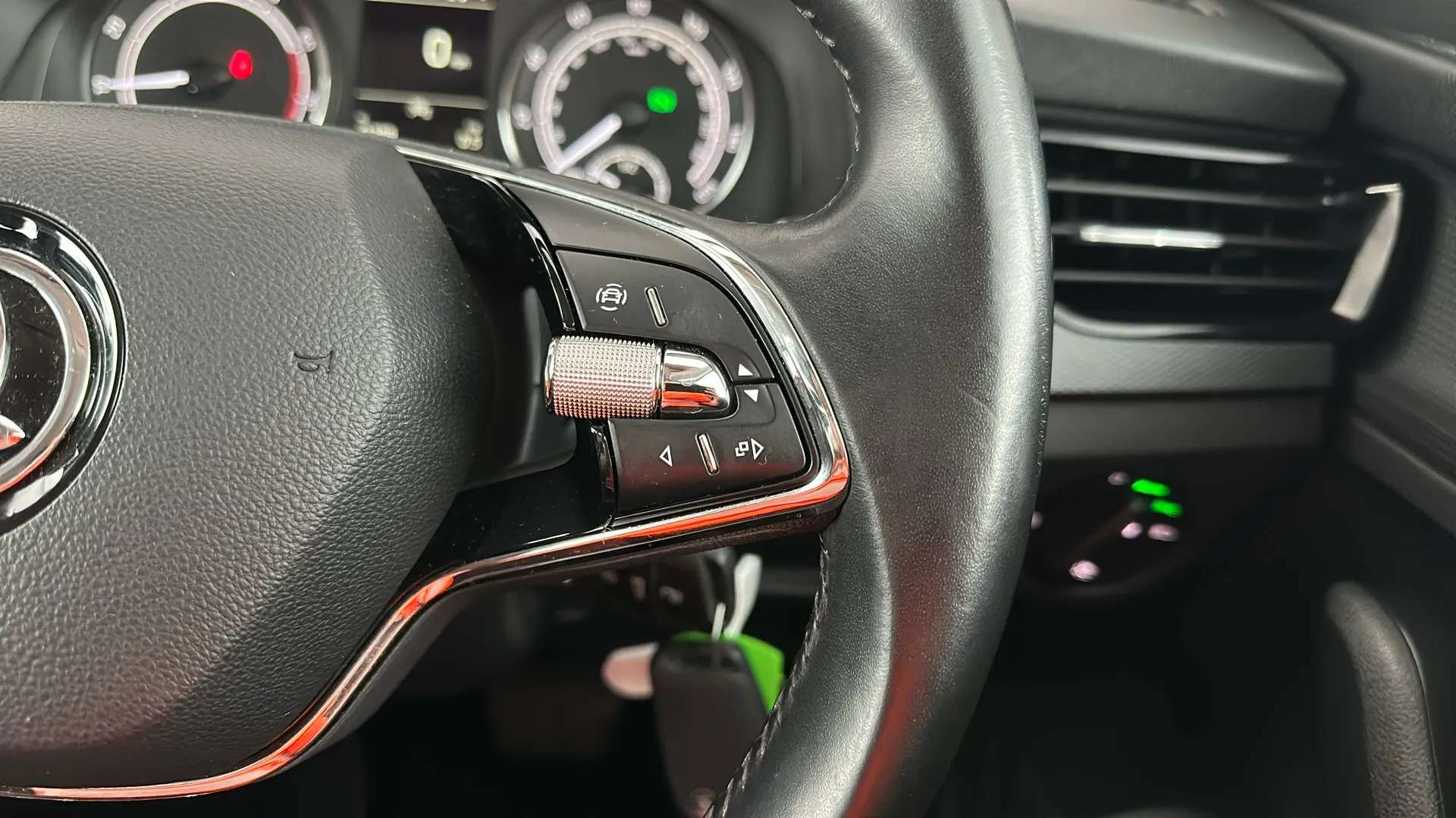 2021 SKODA KAMIQ 2021 SKODA KAMIQ