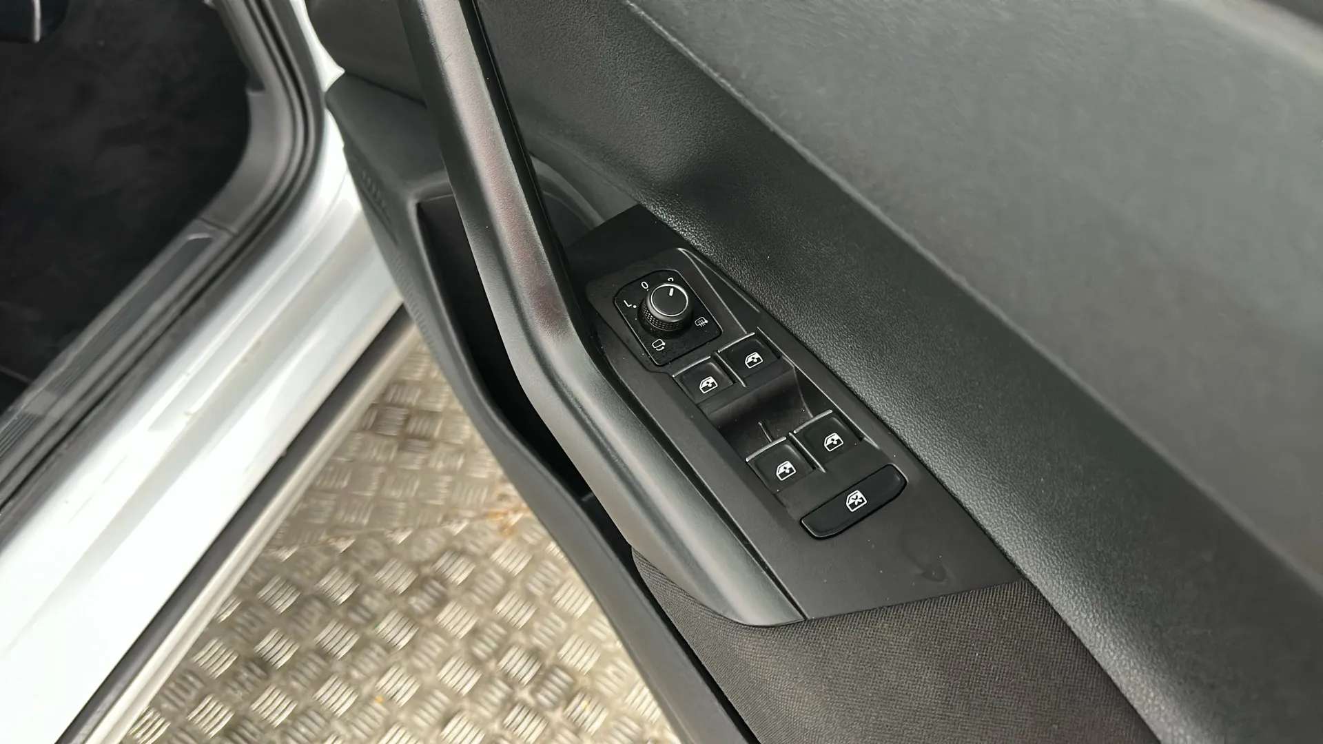 2023 VOLKSWAGEN TAIGO 2023 VOLKSWAGEN TAIGO