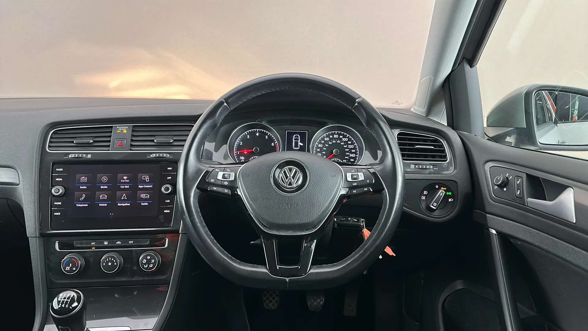 2019 VOLKSWAGEN GOLF 2019 VOLKSWAGEN GOLF