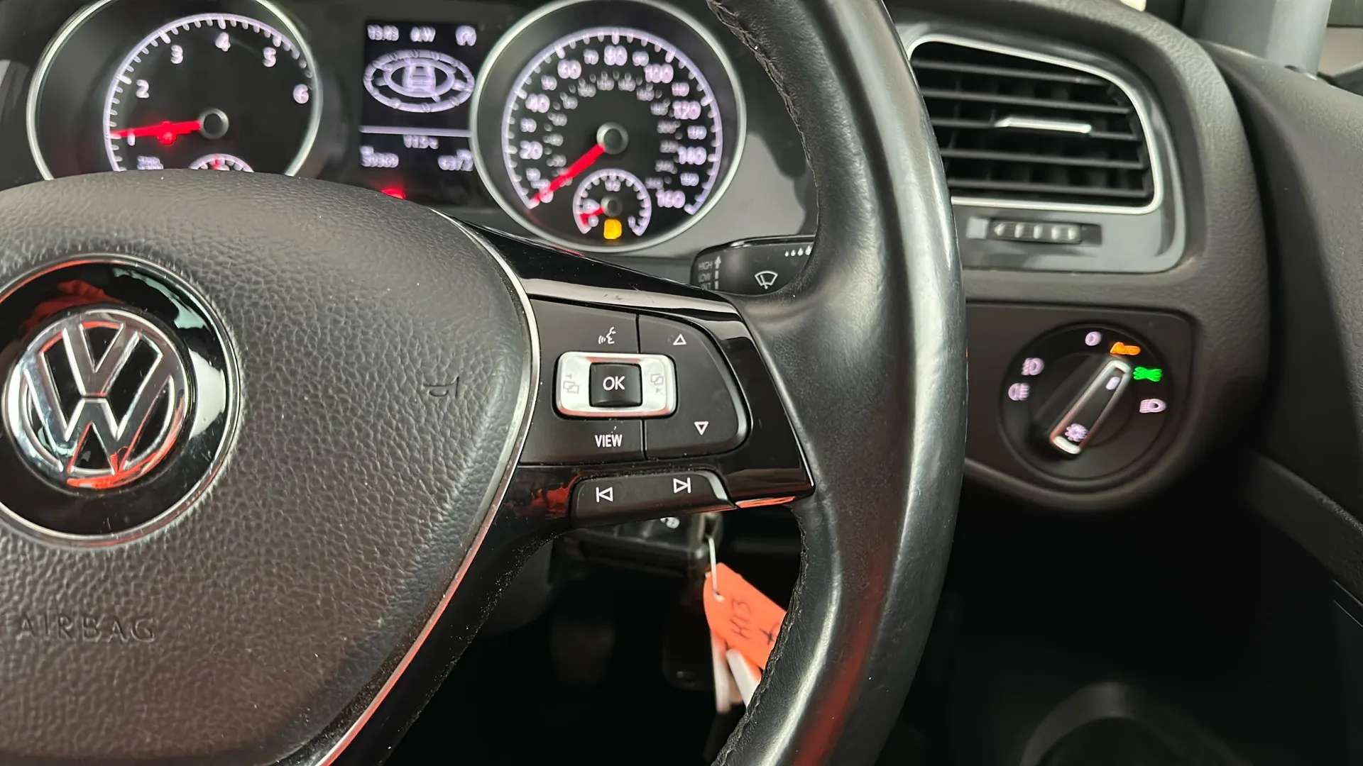 2019 VOLKSWAGEN GOLF 2019 VOLKSWAGEN GOLF