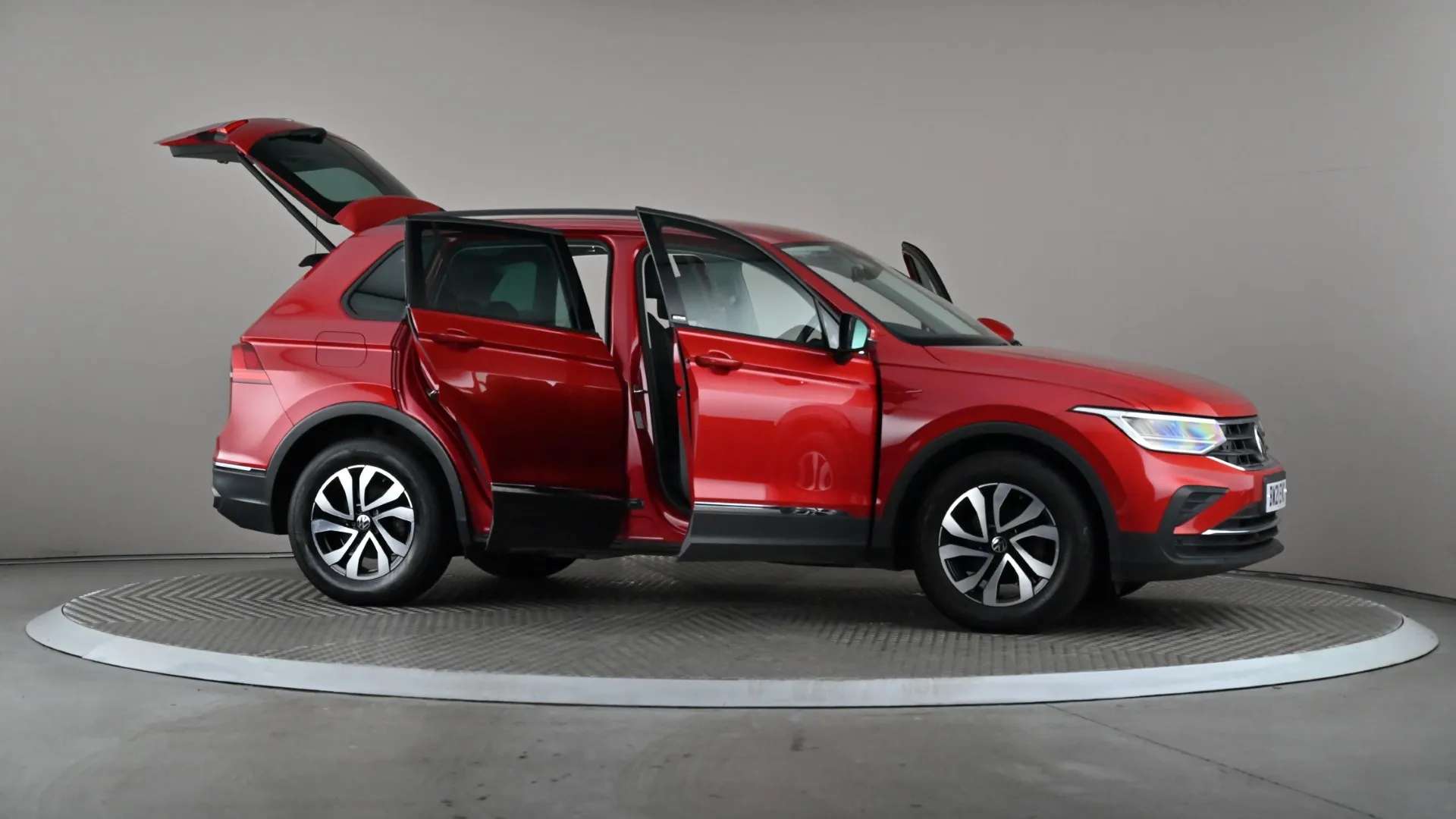 2021 VOLKSWAGEN TIGUAN 2021 VOLKSWAGEN TIGUAN