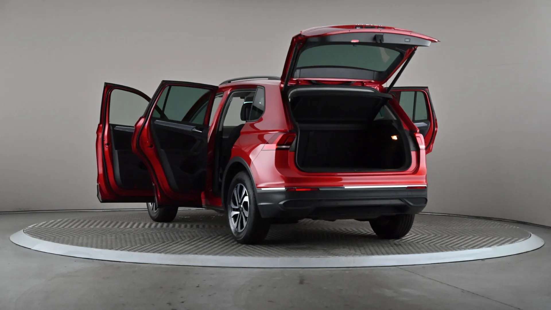 2021 VOLKSWAGEN TIGUAN 2021 VOLKSWAGEN TIGUAN