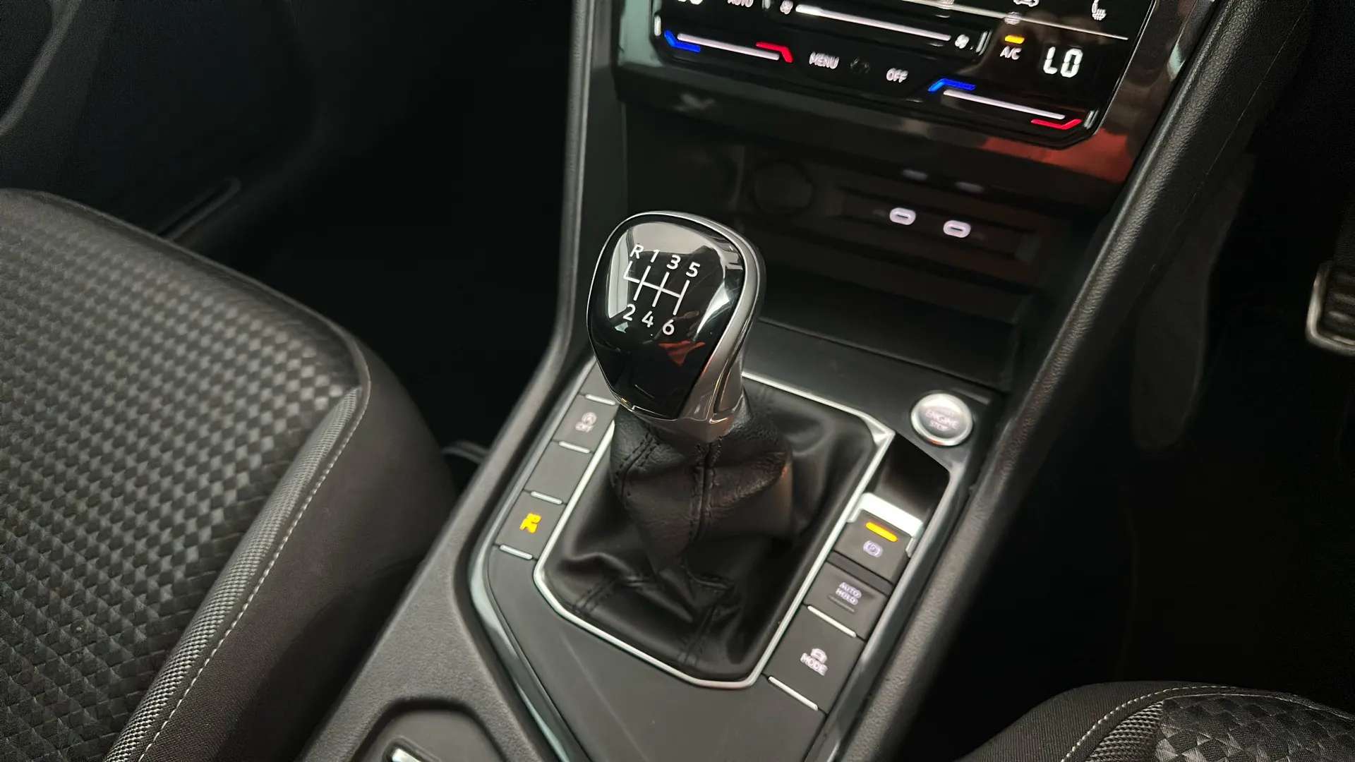 2021 VOLKSWAGEN TIGUAN 2021 VOLKSWAGEN TIGUAN