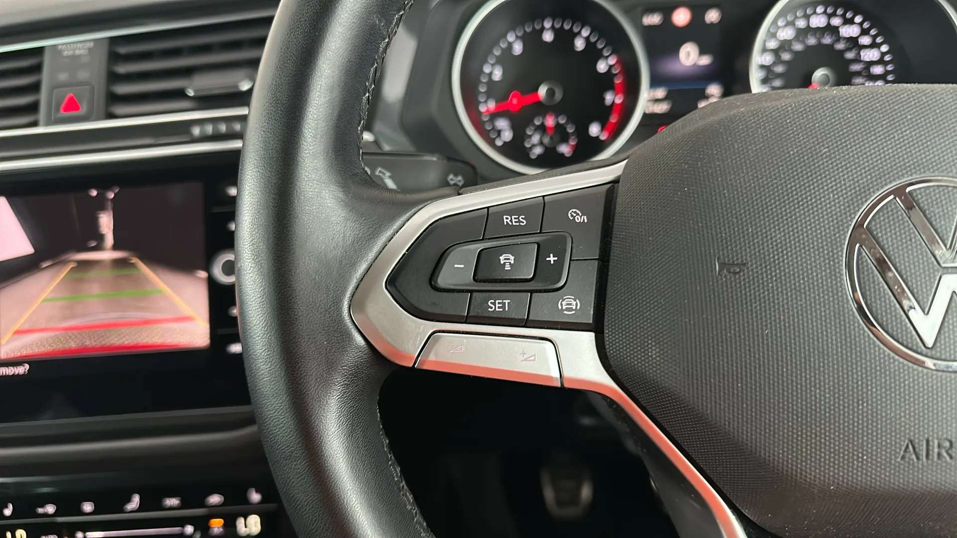 2021 VOLKSWAGEN TIGUAN 2021 VOLKSWAGEN TIGUAN