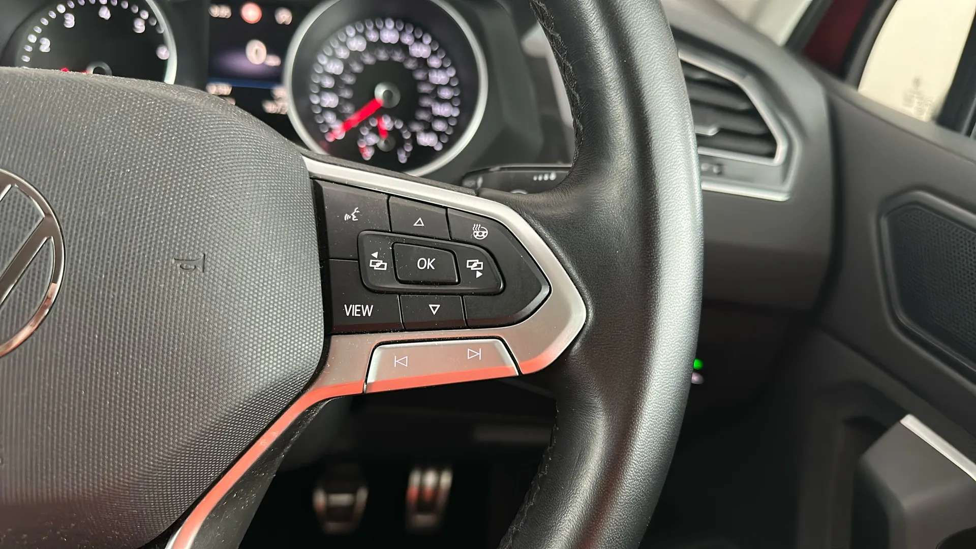 2021 VOLKSWAGEN TIGUAN 2021 VOLKSWAGEN TIGUAN