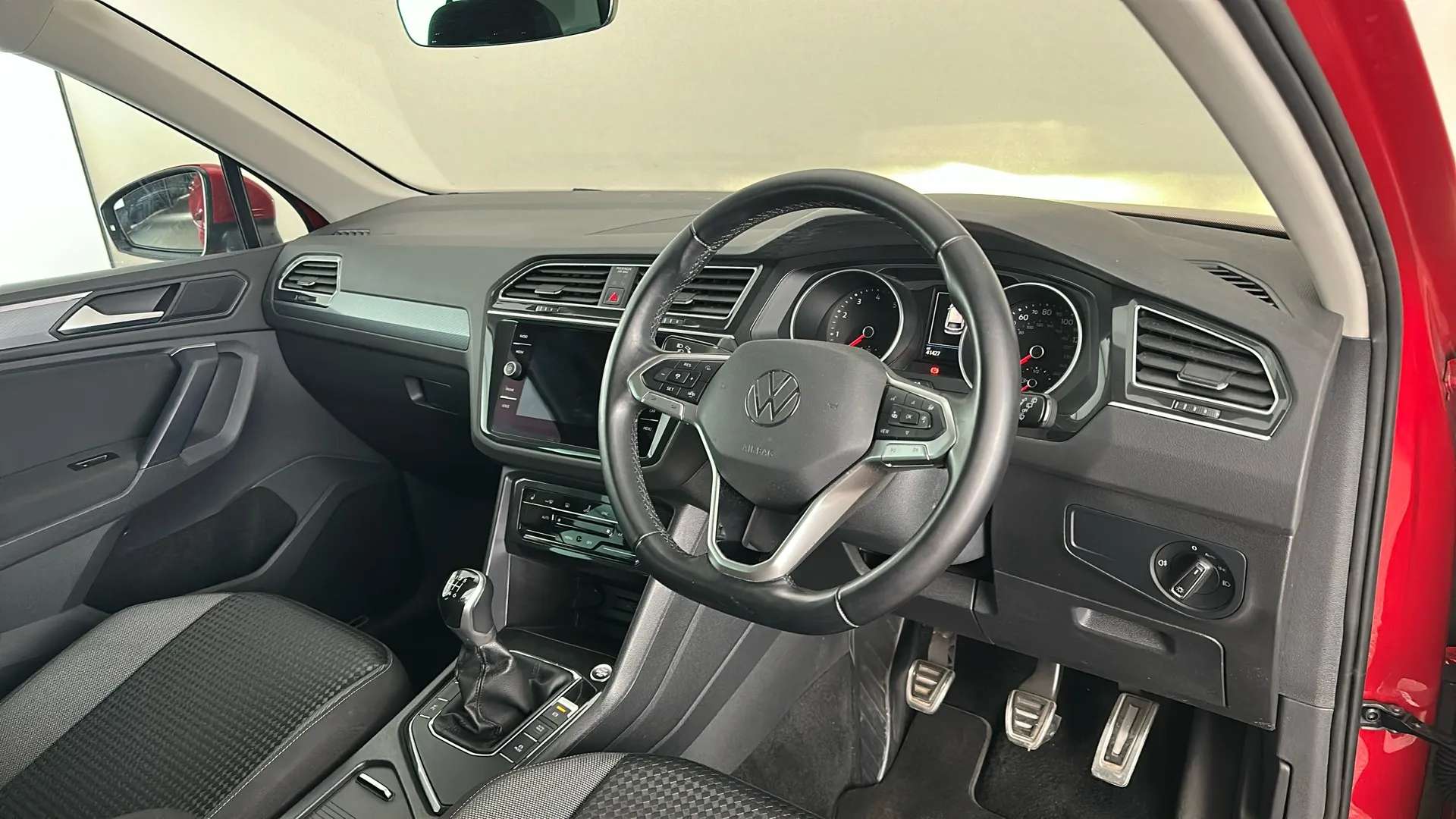 2021 VOLKSWAGEN TIGUAN 2021 VOLKSWAGEN TIGUAN
