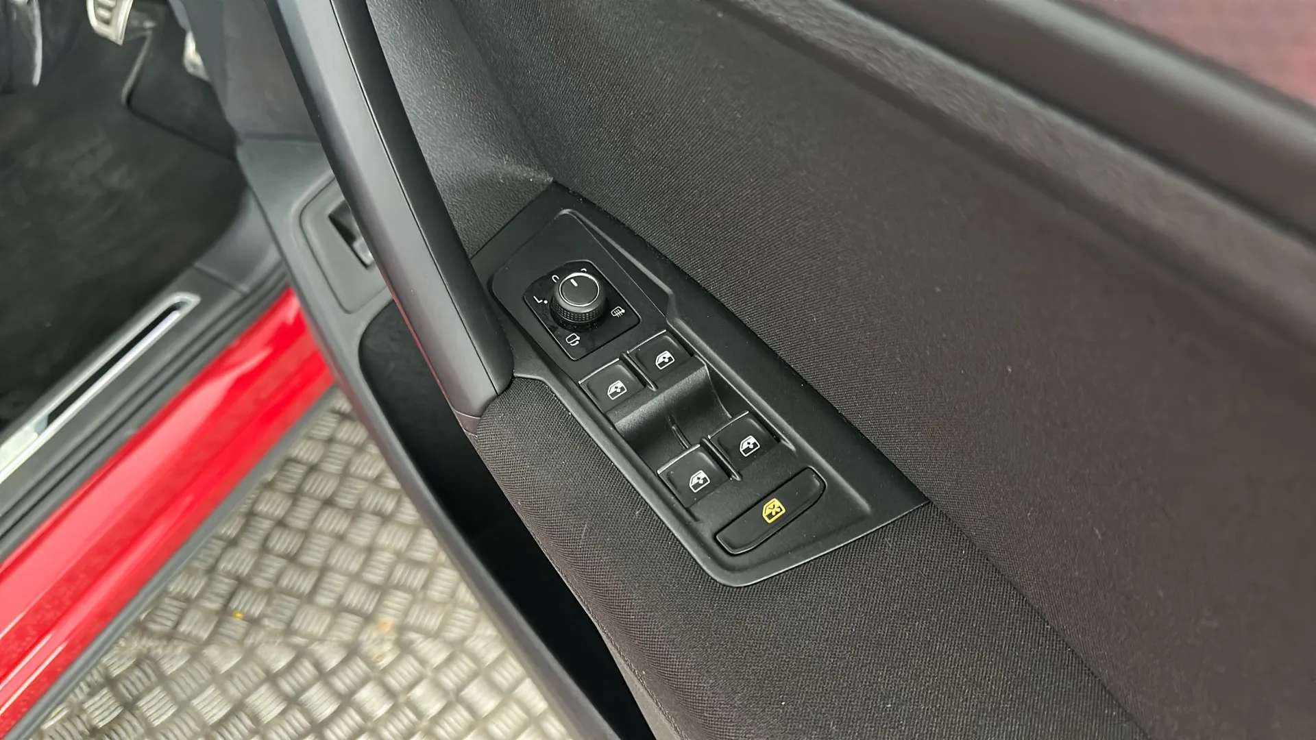2021 VOLKSWAGEN TIGUAN 2021 VOLKSWAGEN TIGUAN