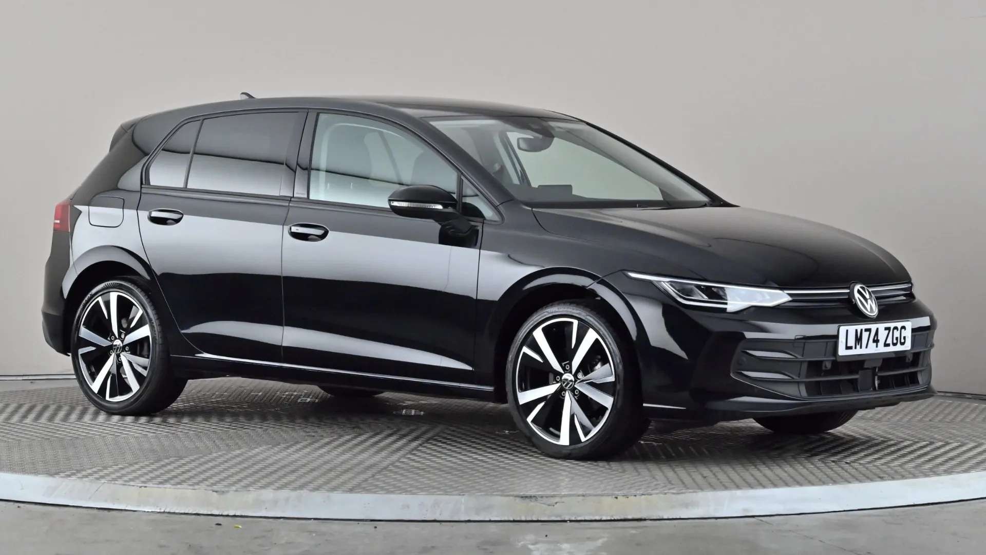 A 2024 VOLKSWAGEN GOLF 1.5 TSI 150 Match A 2024 VOLKSWAGEN GOLF 1.5 TSI 150 Match