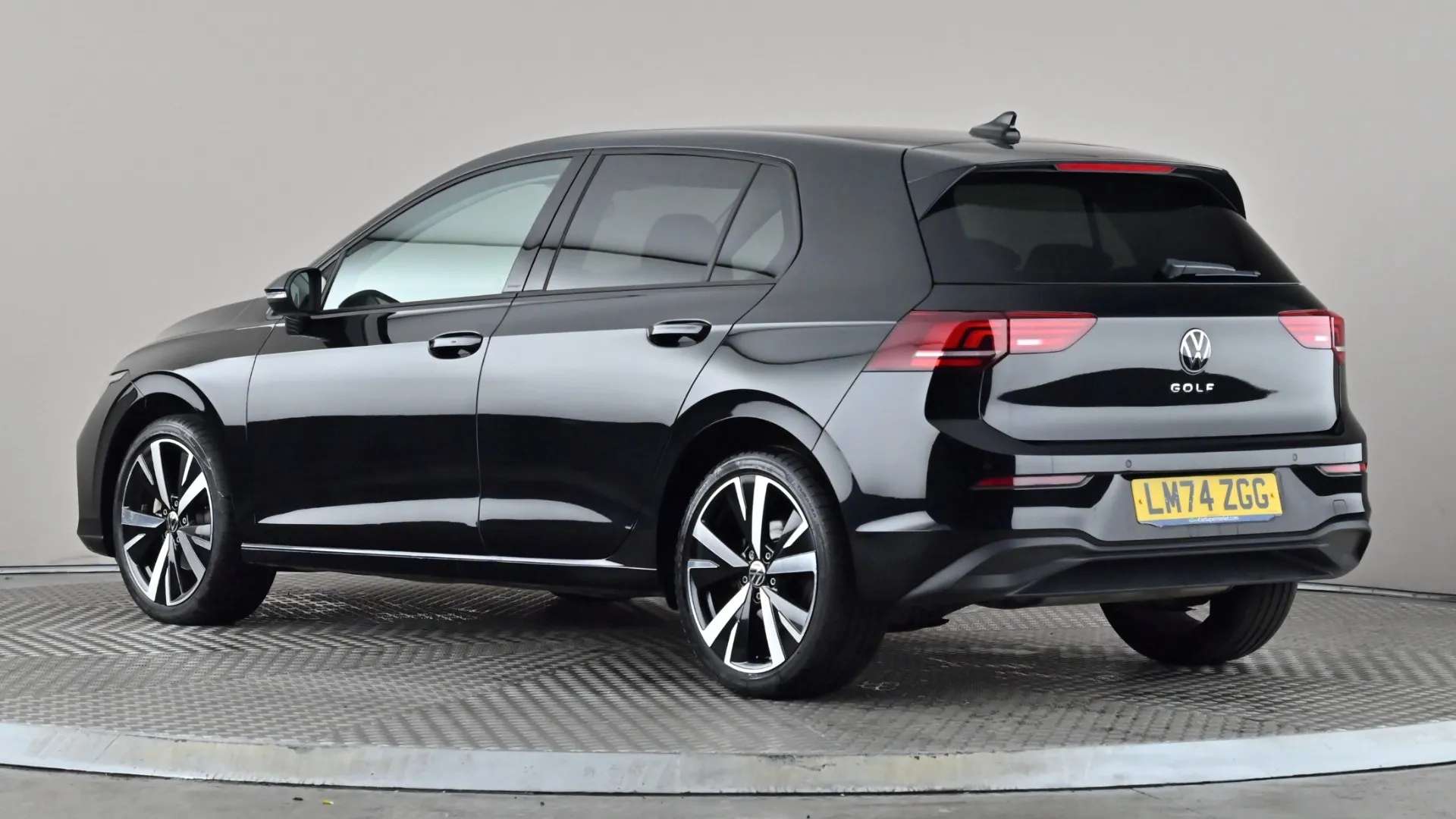 A 2024 VOLKSWAGEN GOLF 1.5 TSI 150 Match A 2024 VOLKSWAGEN GOLF 1.5 TSI 150 Match