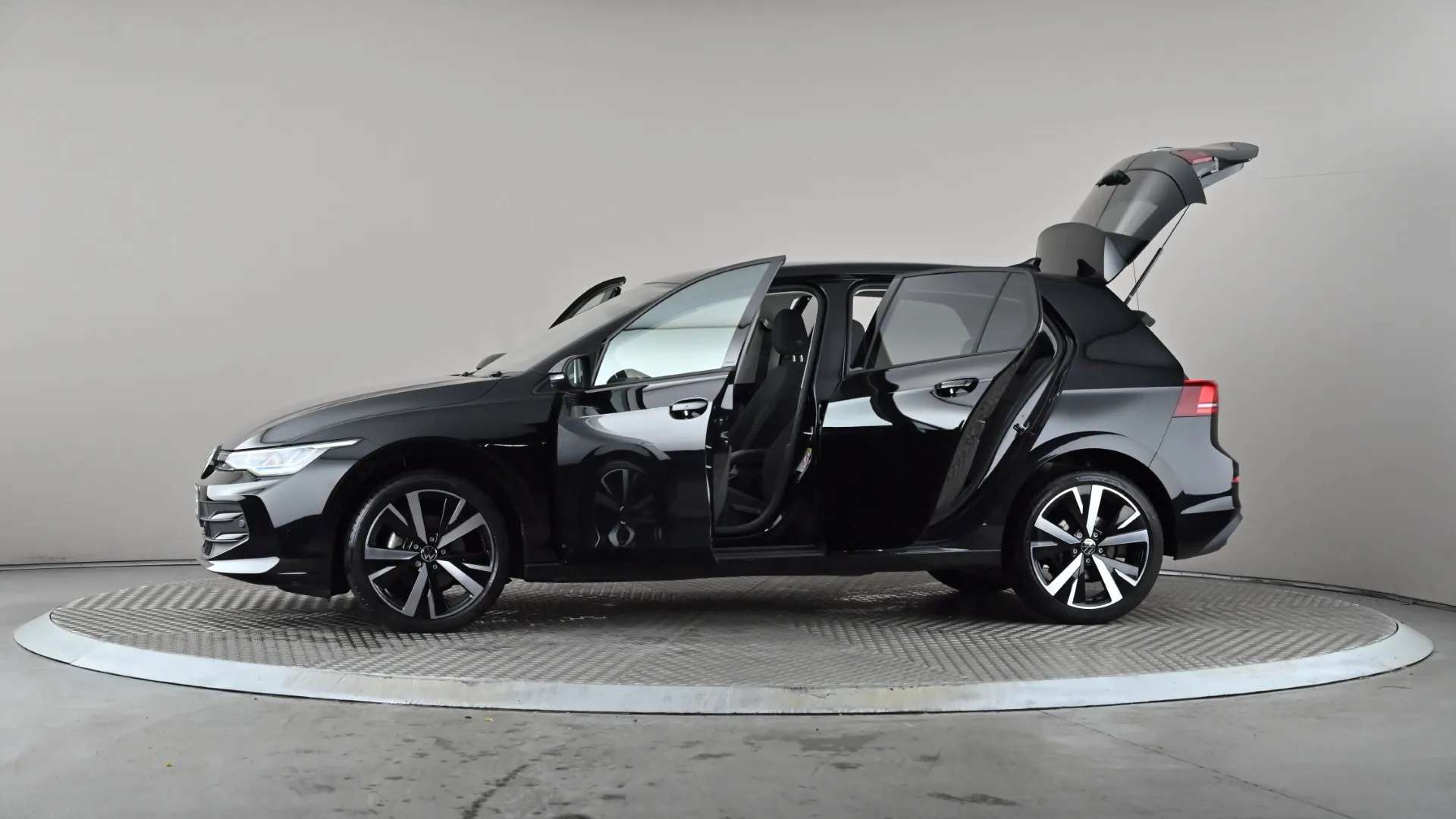 2024 VOLKSWAGEN GOLF 2024 VOLKSWAGEN GOLF