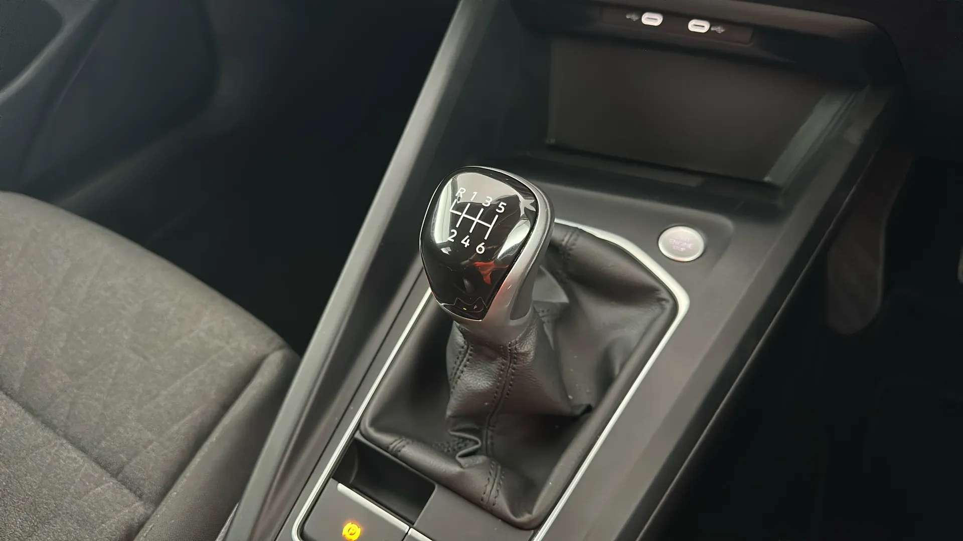 2024 VOLKSWAGEN GOLF 2024 VOLKSWAGEN GOLF